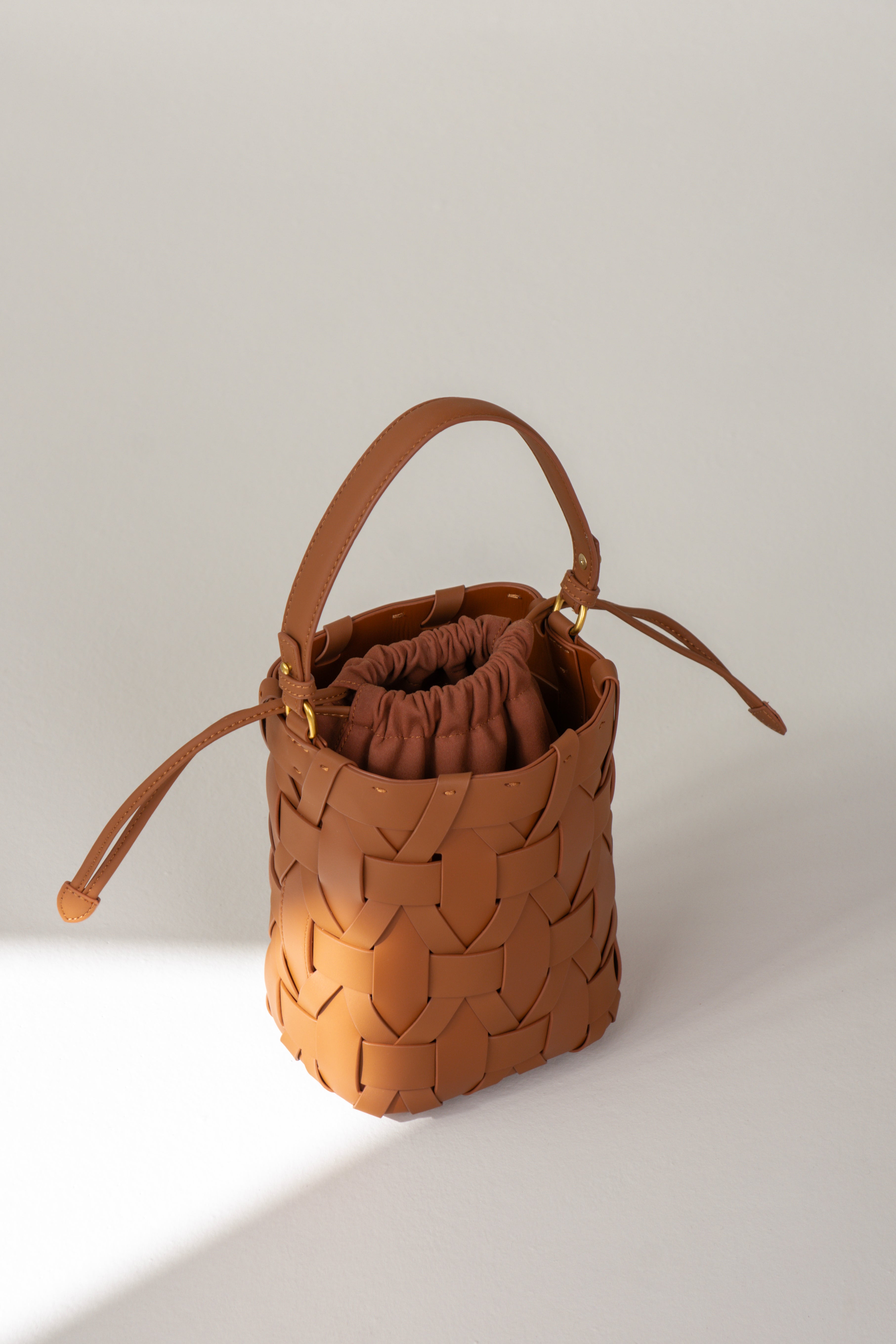 BOLSO ZOÉ // CAMEL
