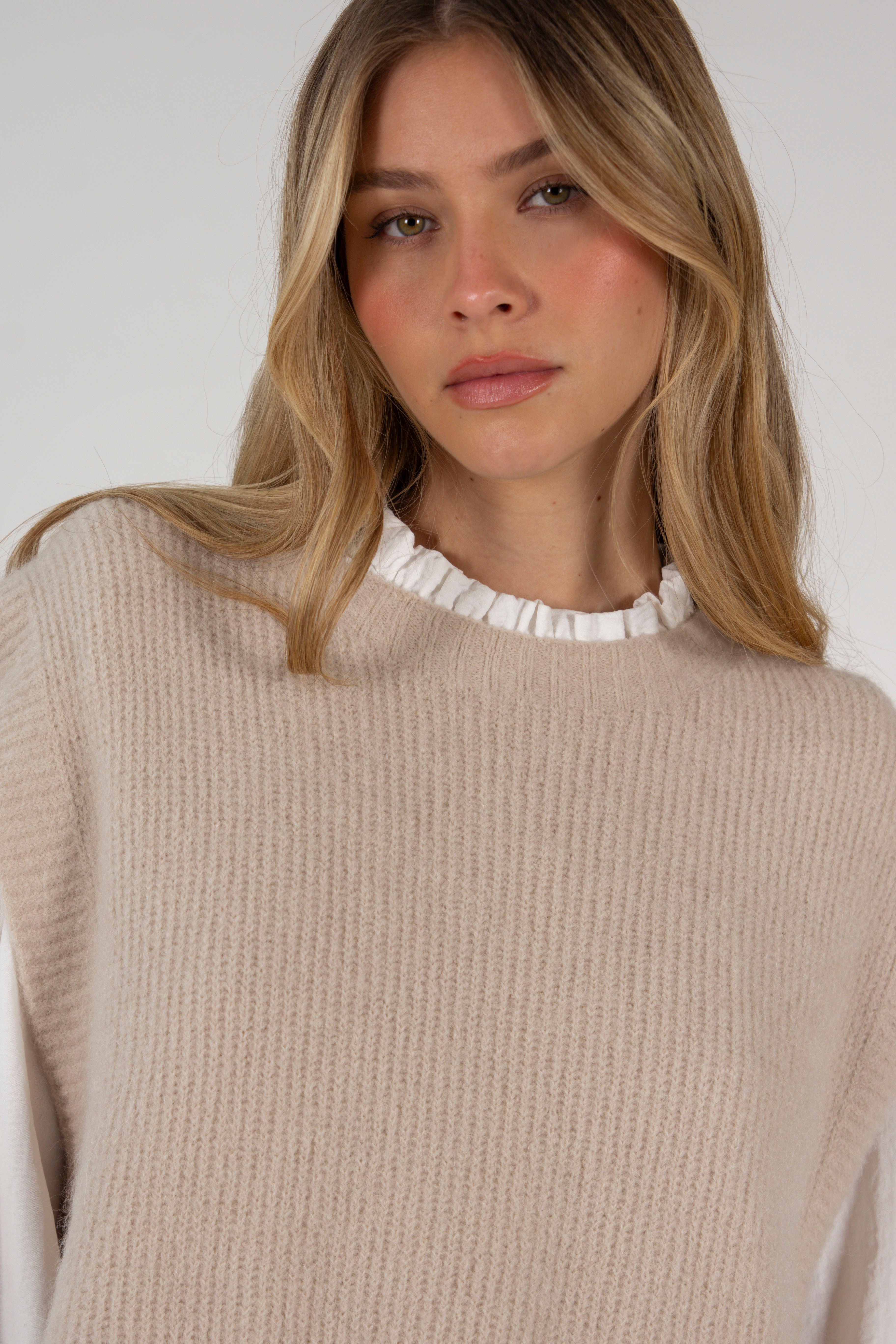 CHALECO ELI // BEIGE