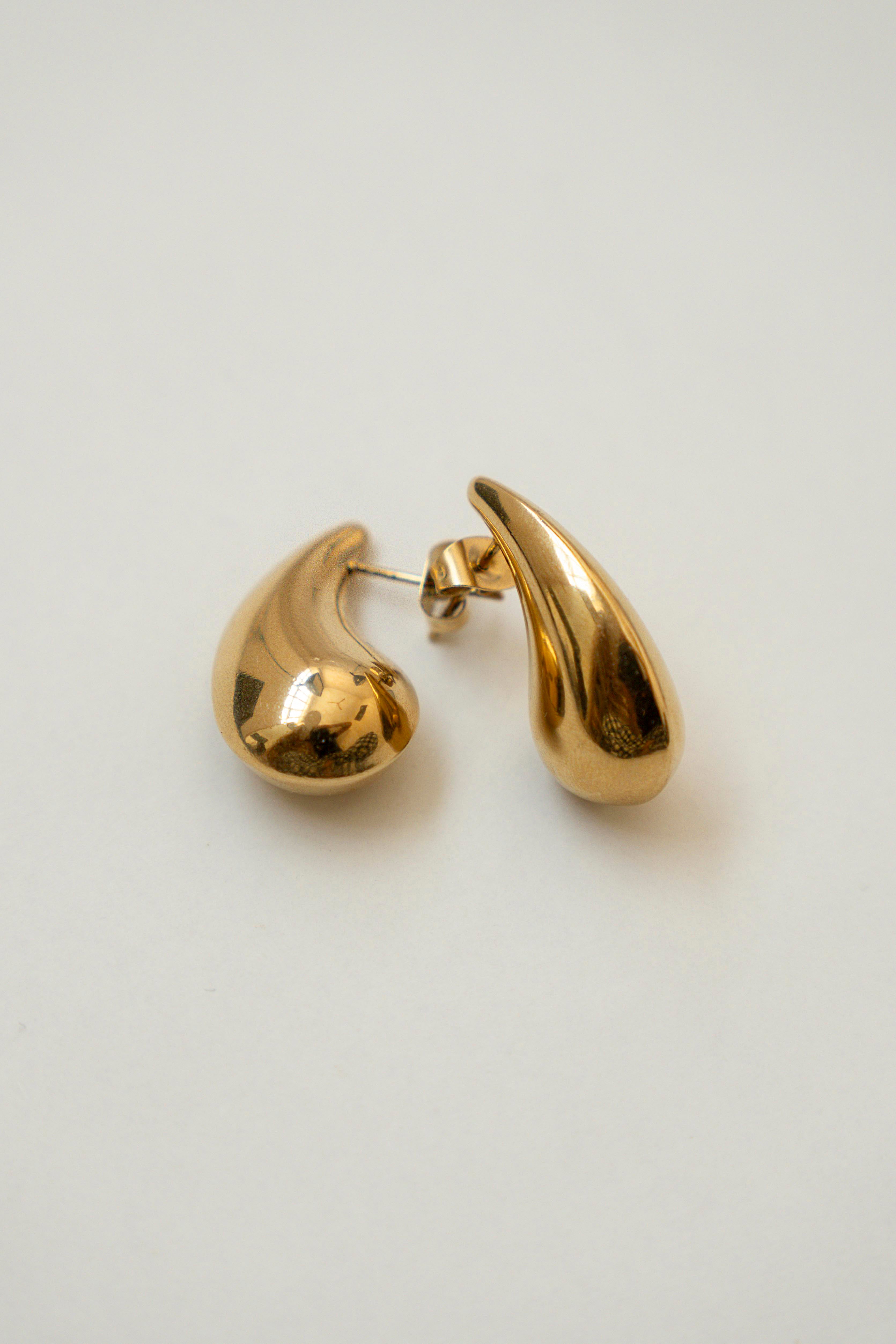 LARGE FLAT DROP EARRINGS // GOLD