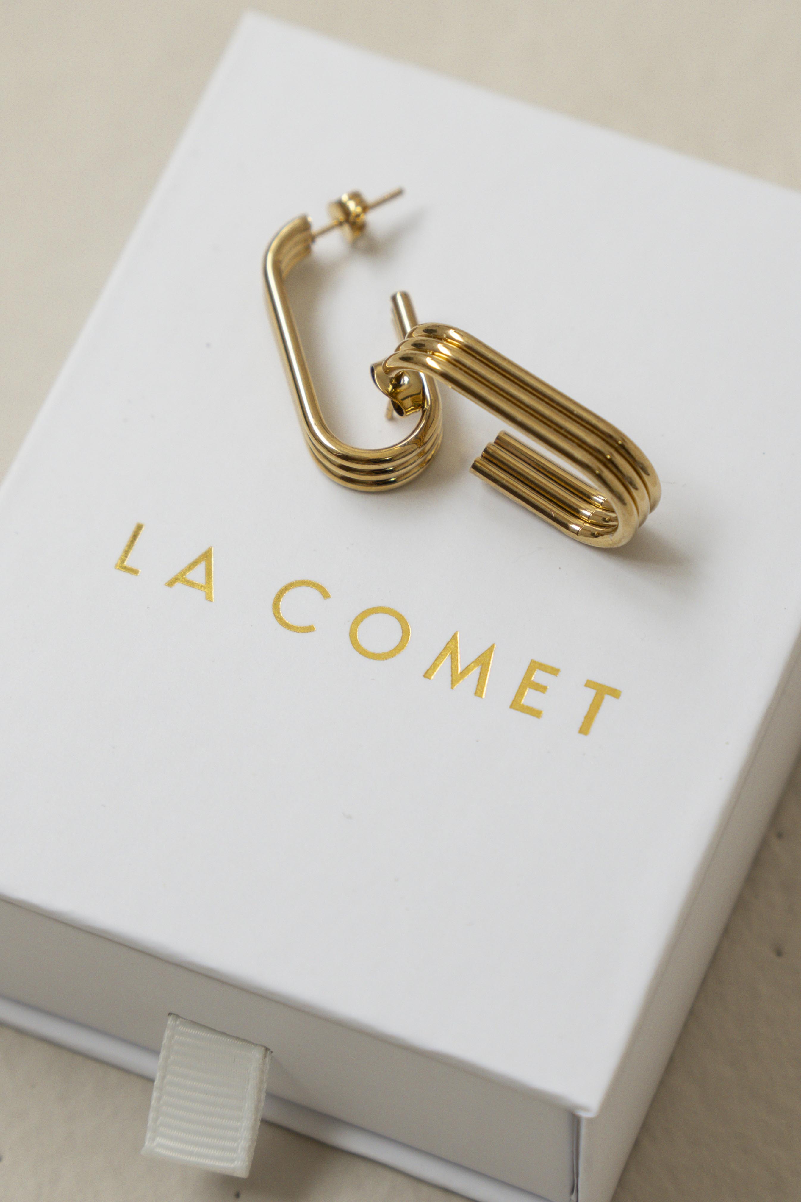 Triple Oval Hoop Earrings // Gold