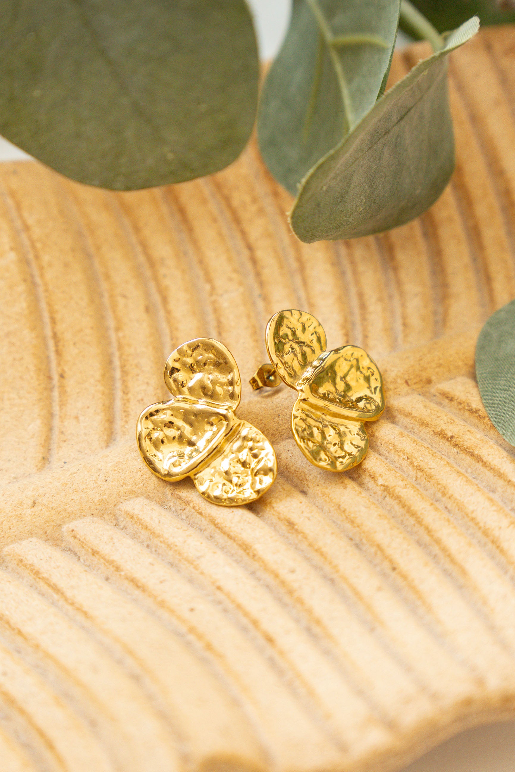 PETAL EARRINGS // GOLD