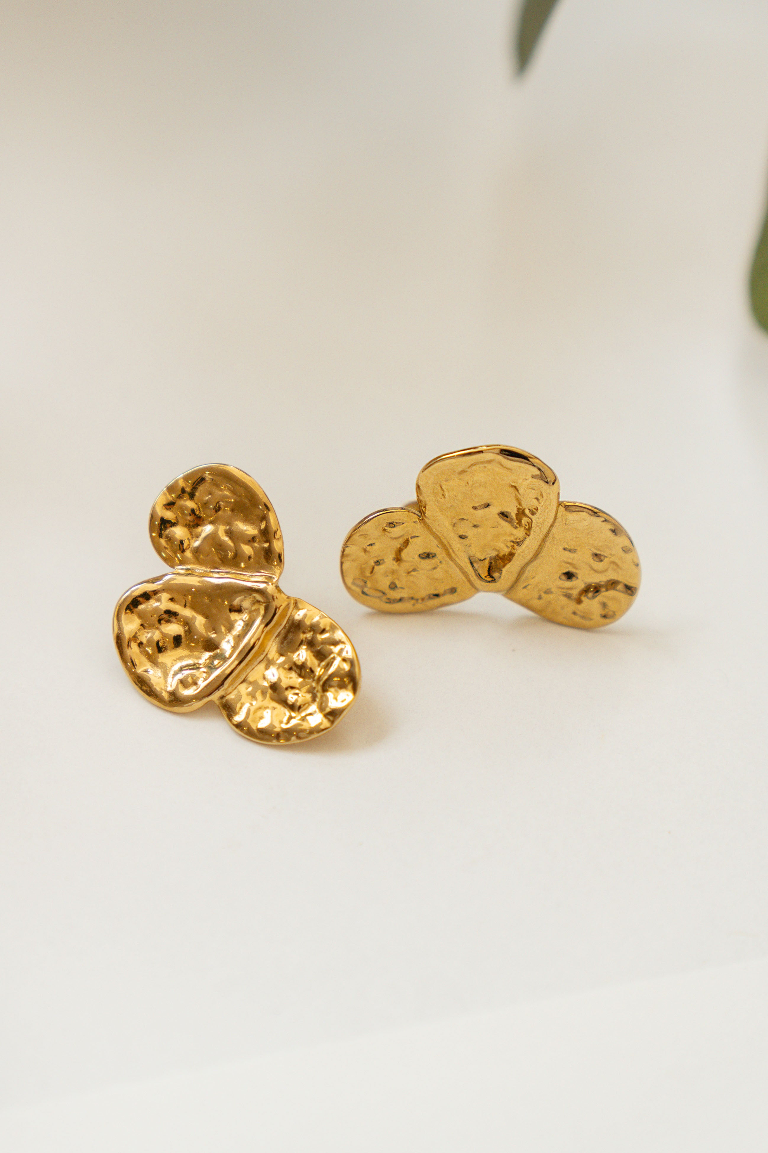 PETAL EARRINGS // GOLD