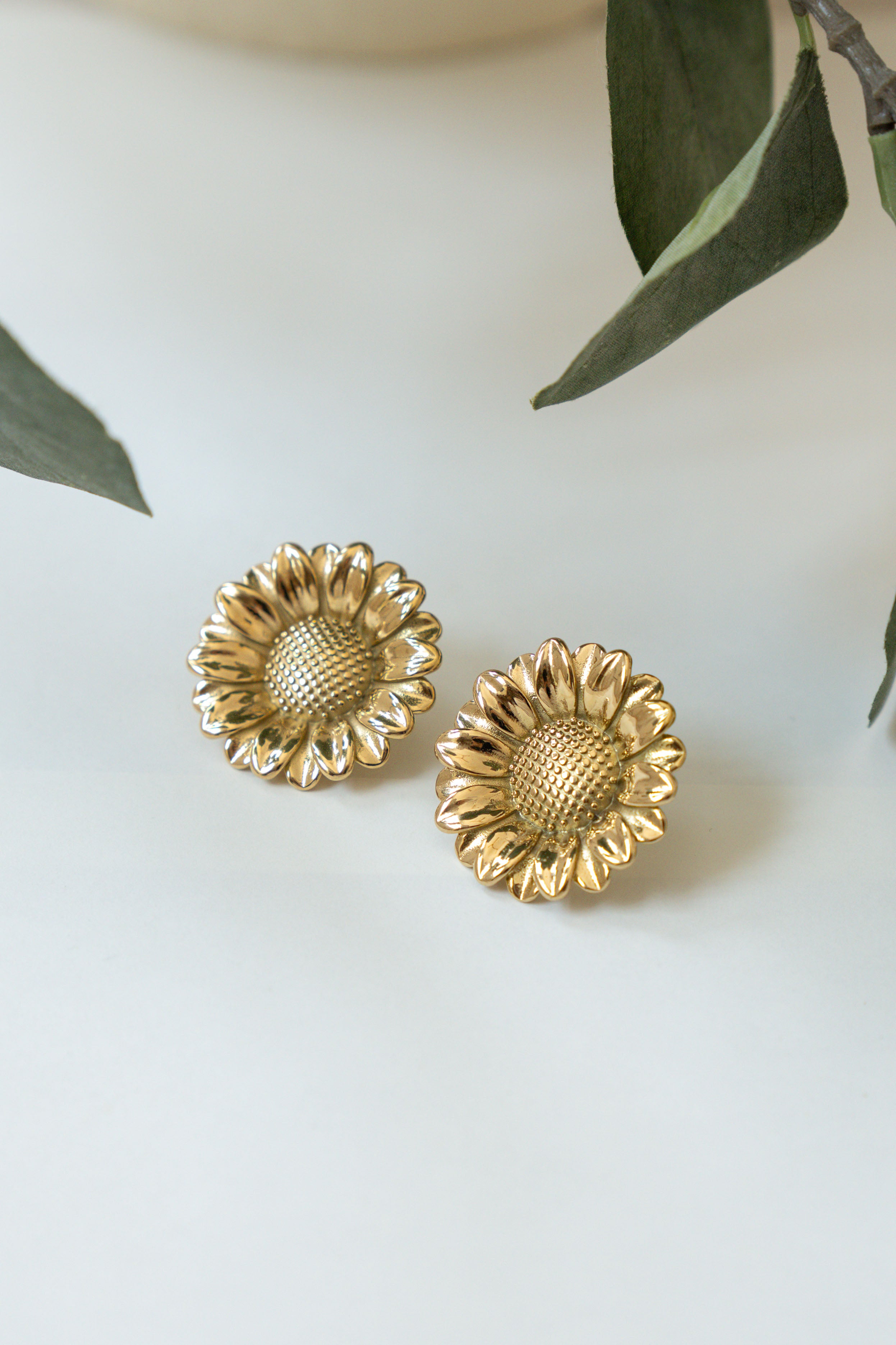 MAXI SUNFLOWER EARRINGS // GOLD