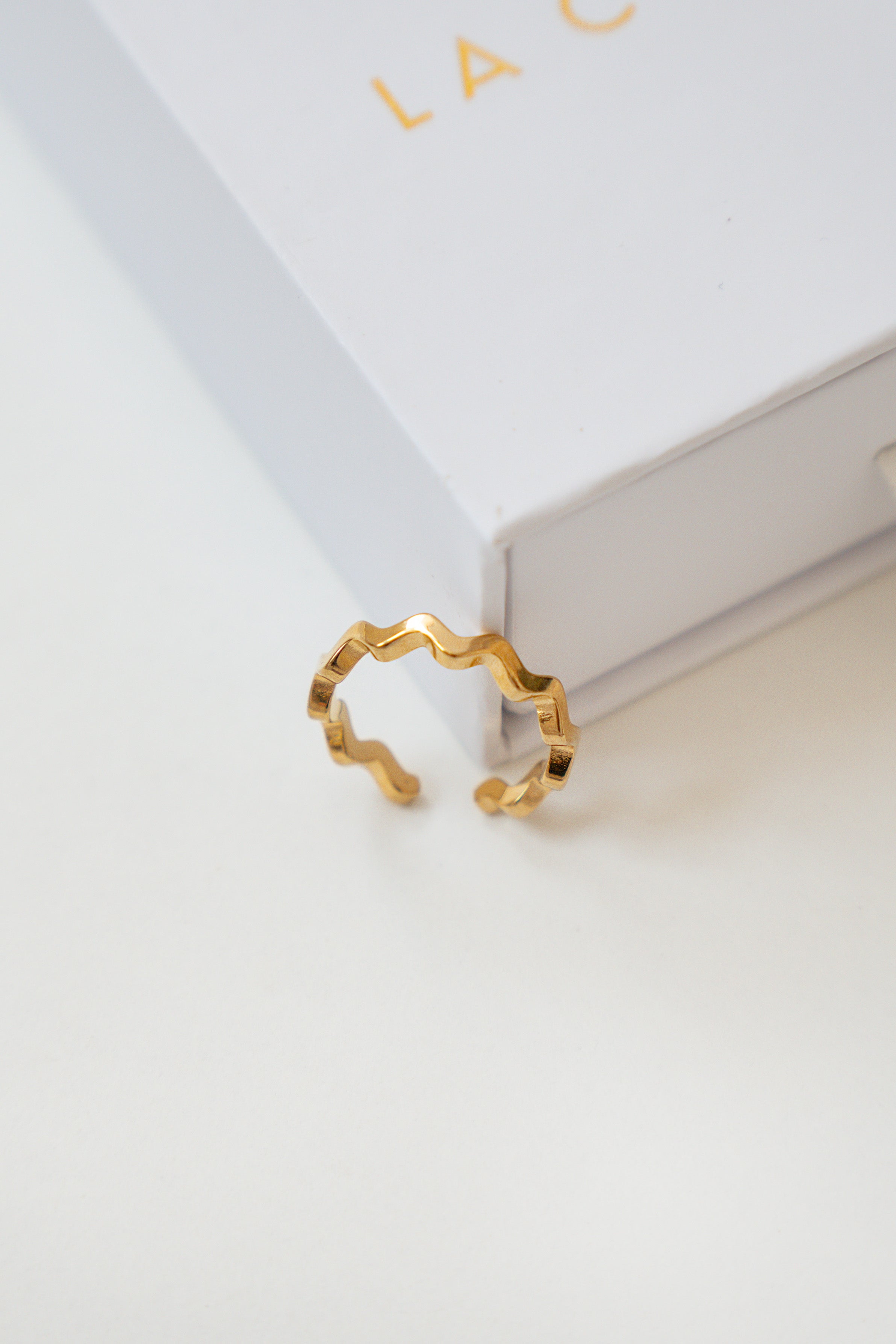 Bold Zig Zag Ring