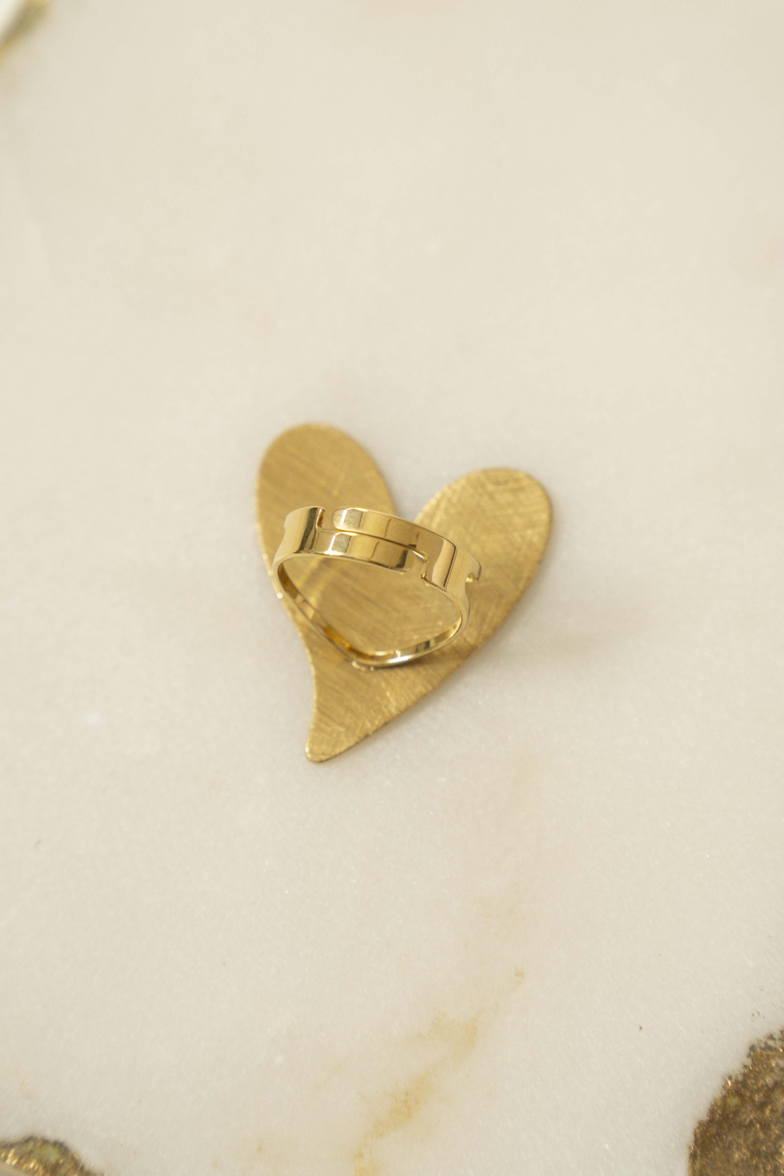 MAXI HEART TEXTURE RING