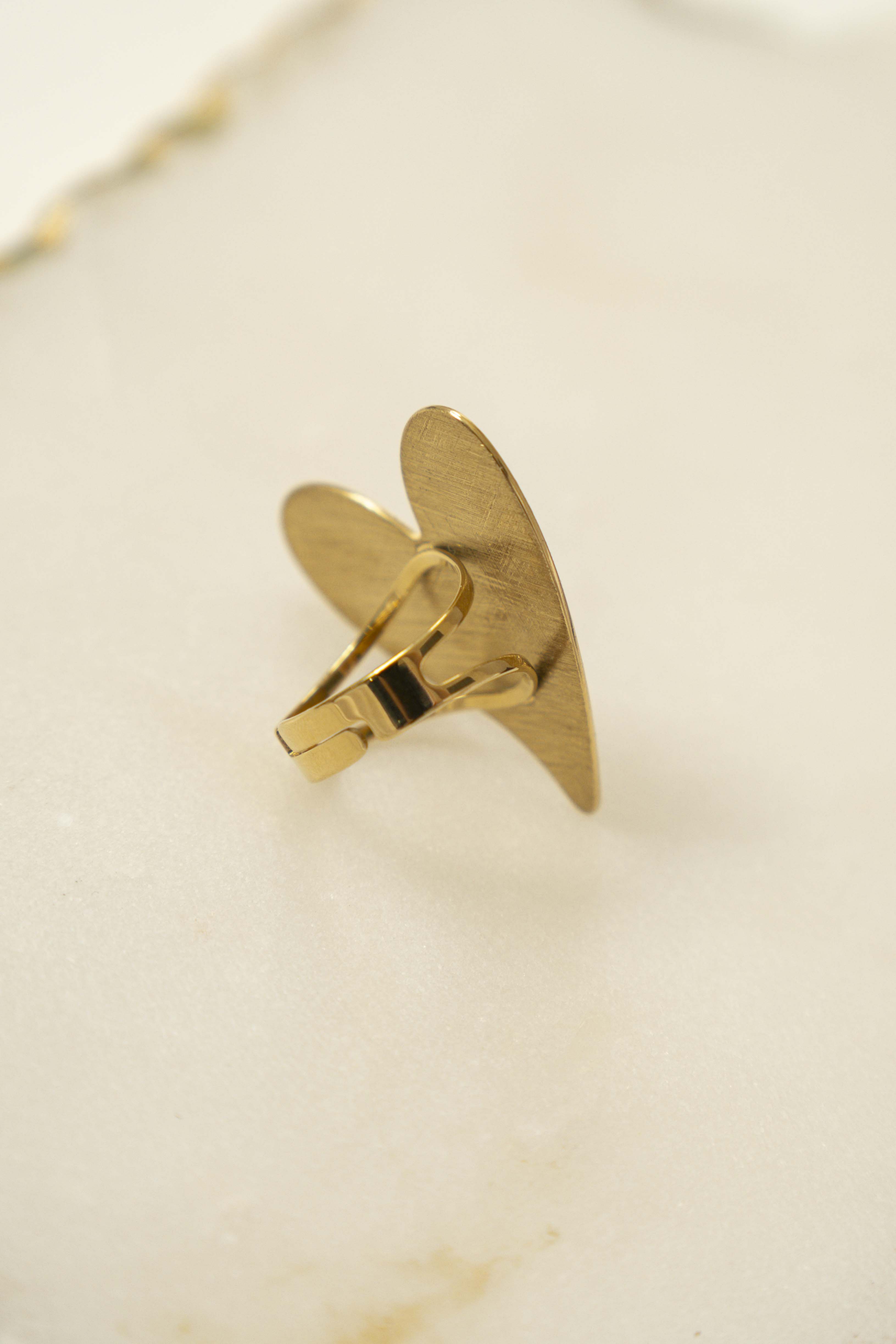 MAXI HEART TEXTURE RING