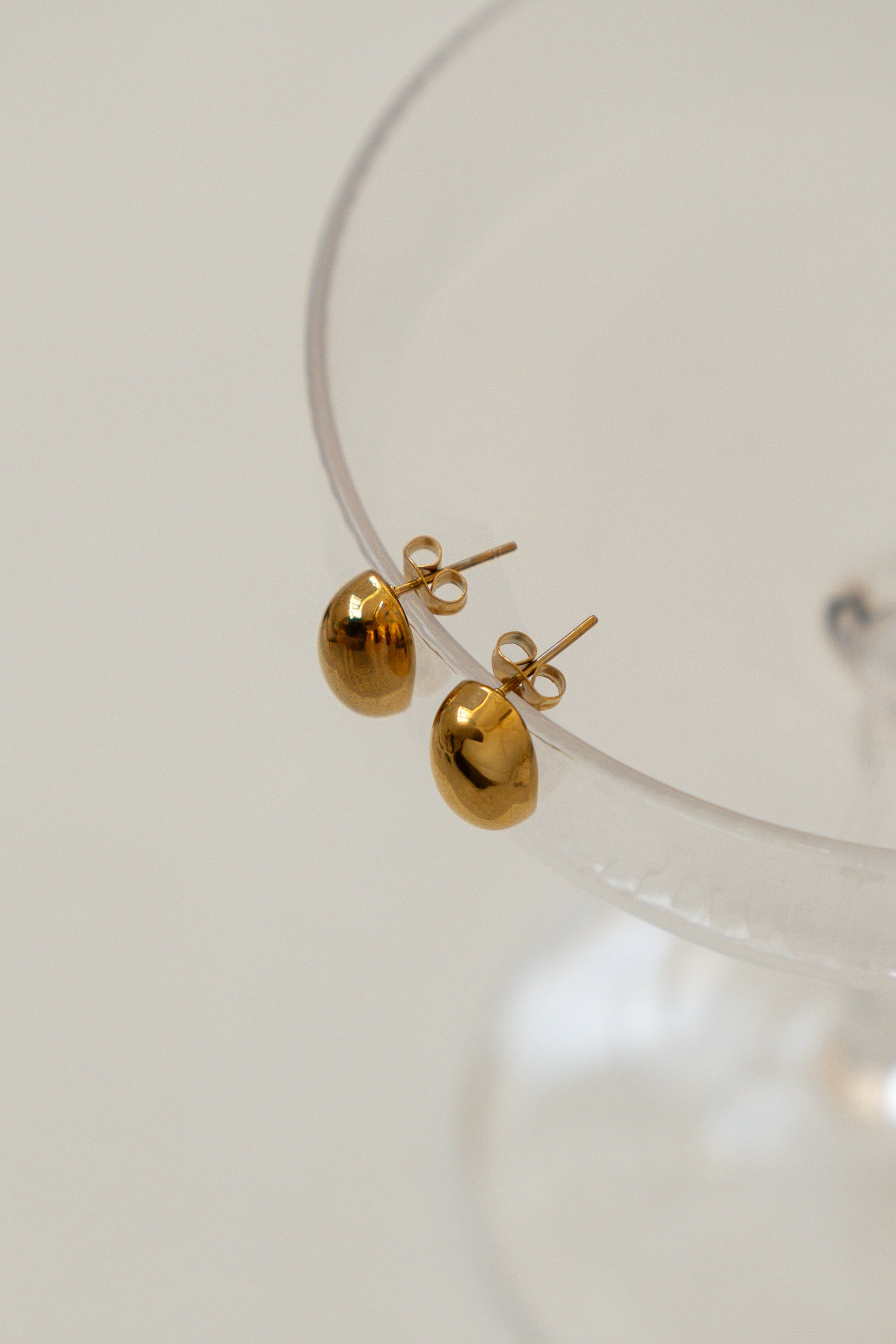 PEPA EARRINGS // GOLD