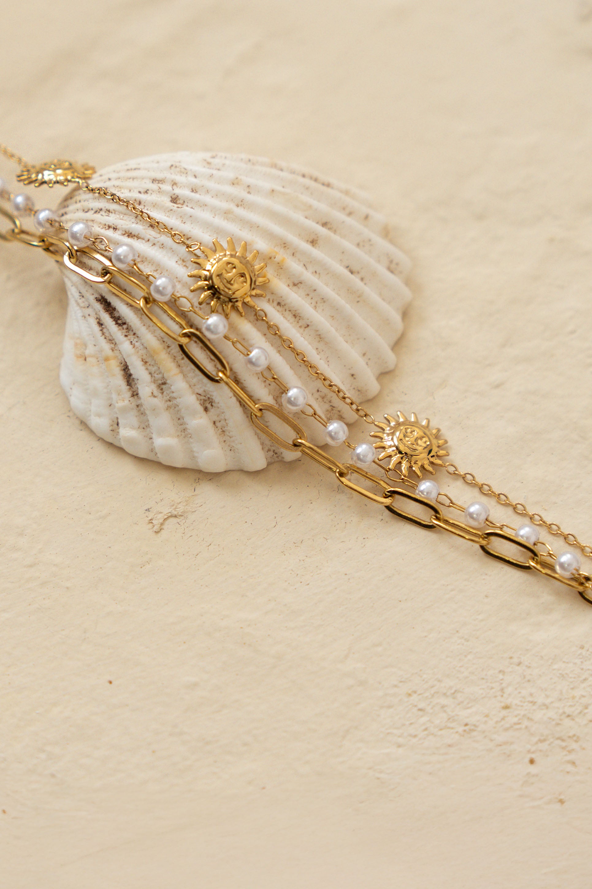 PULSERA TRIPLE SOL Y PERLAS