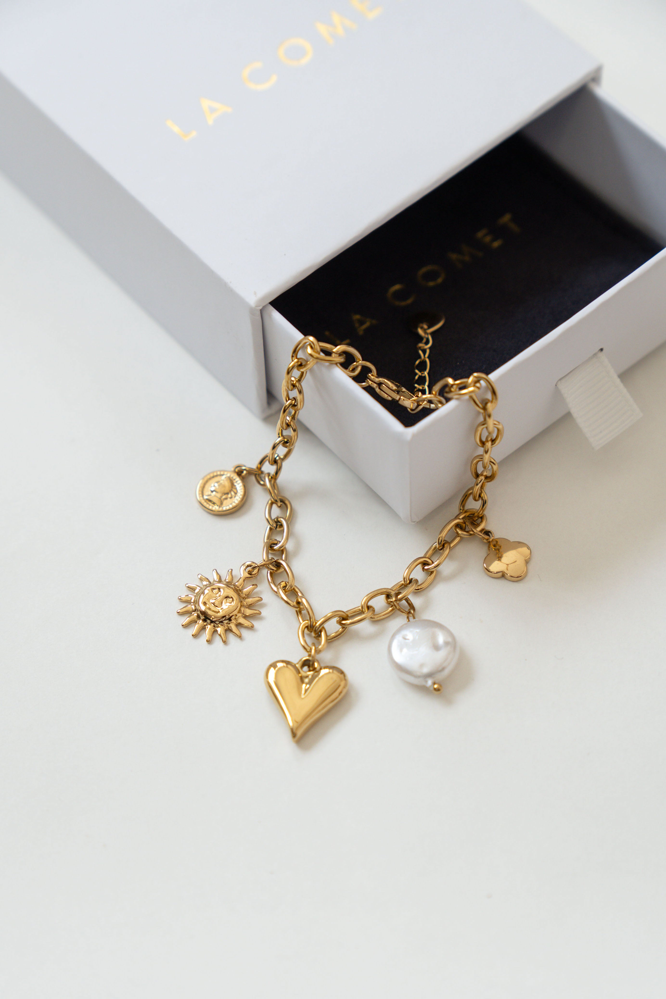 PULSERA CHARMS // VERANO