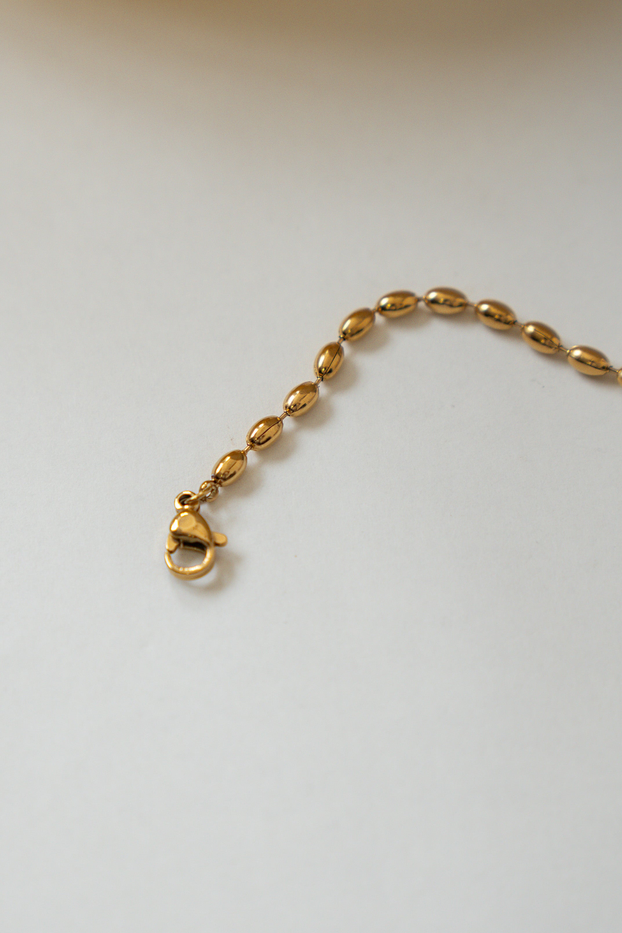GOLDEN BEAD BRACELET