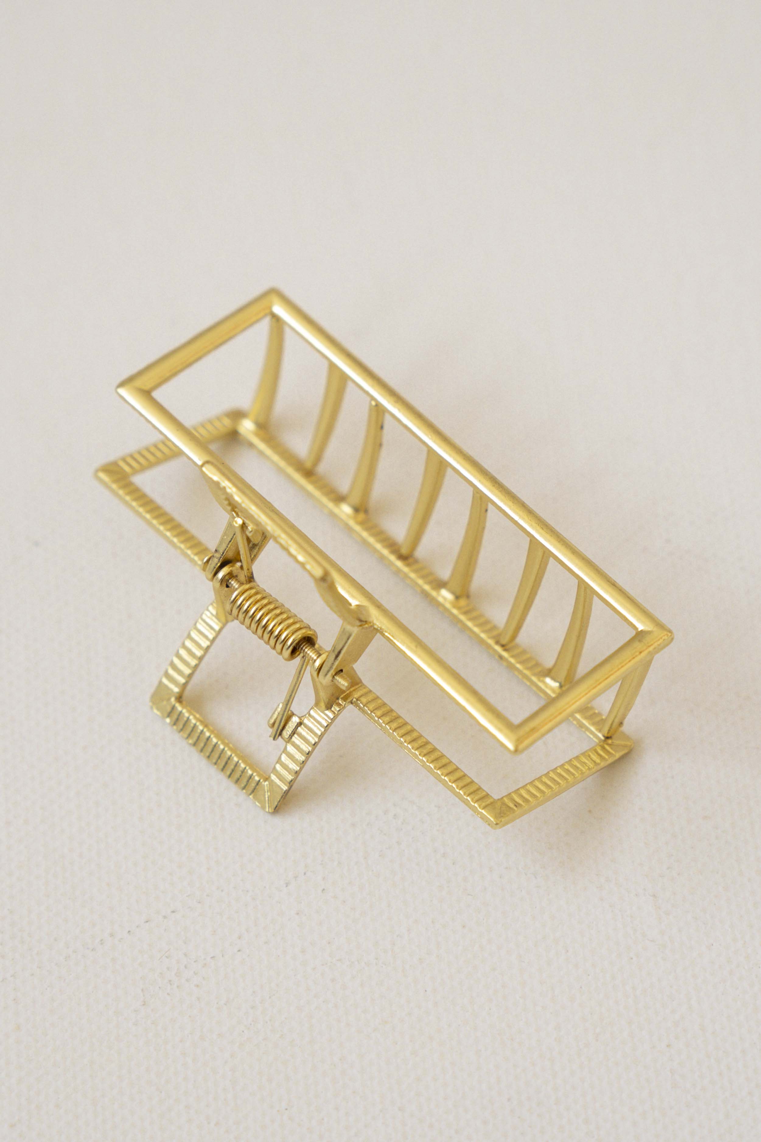 PINZA CUADRADA MINI // DORADA