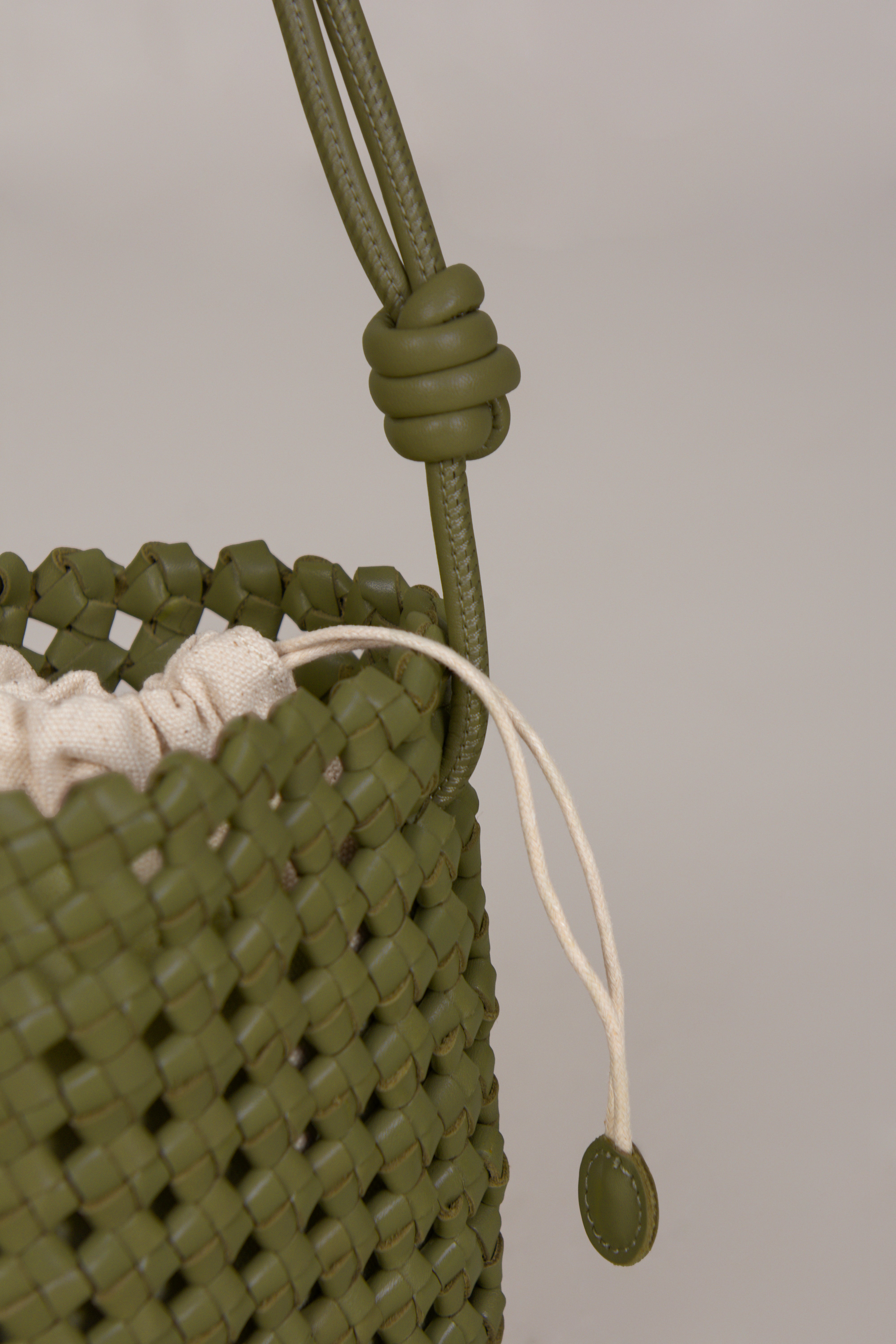 BOLSO VIOLETTE // VERDE OLIVA // ON DEMAND