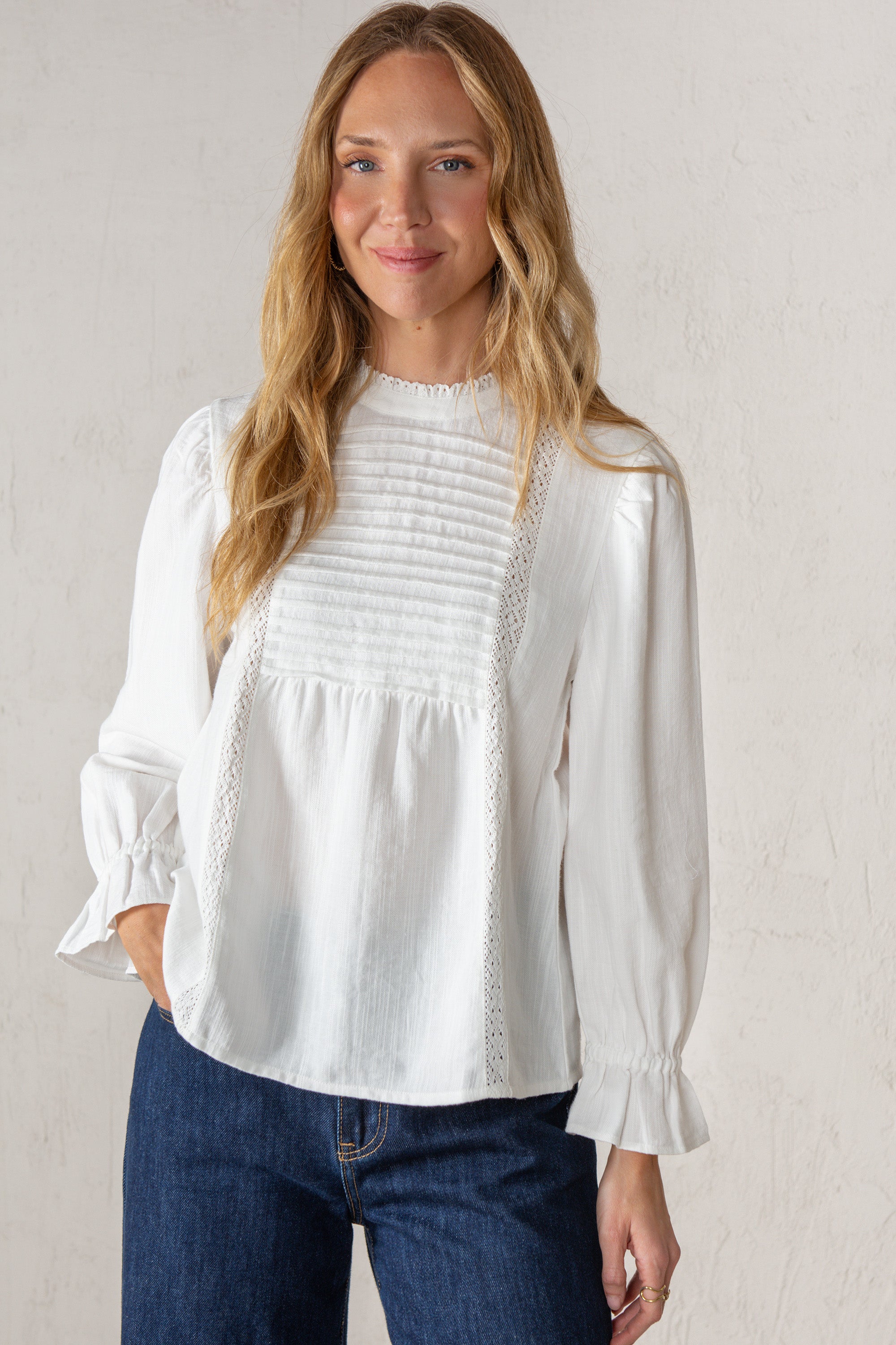 SUSANA SHIRT // WHITE