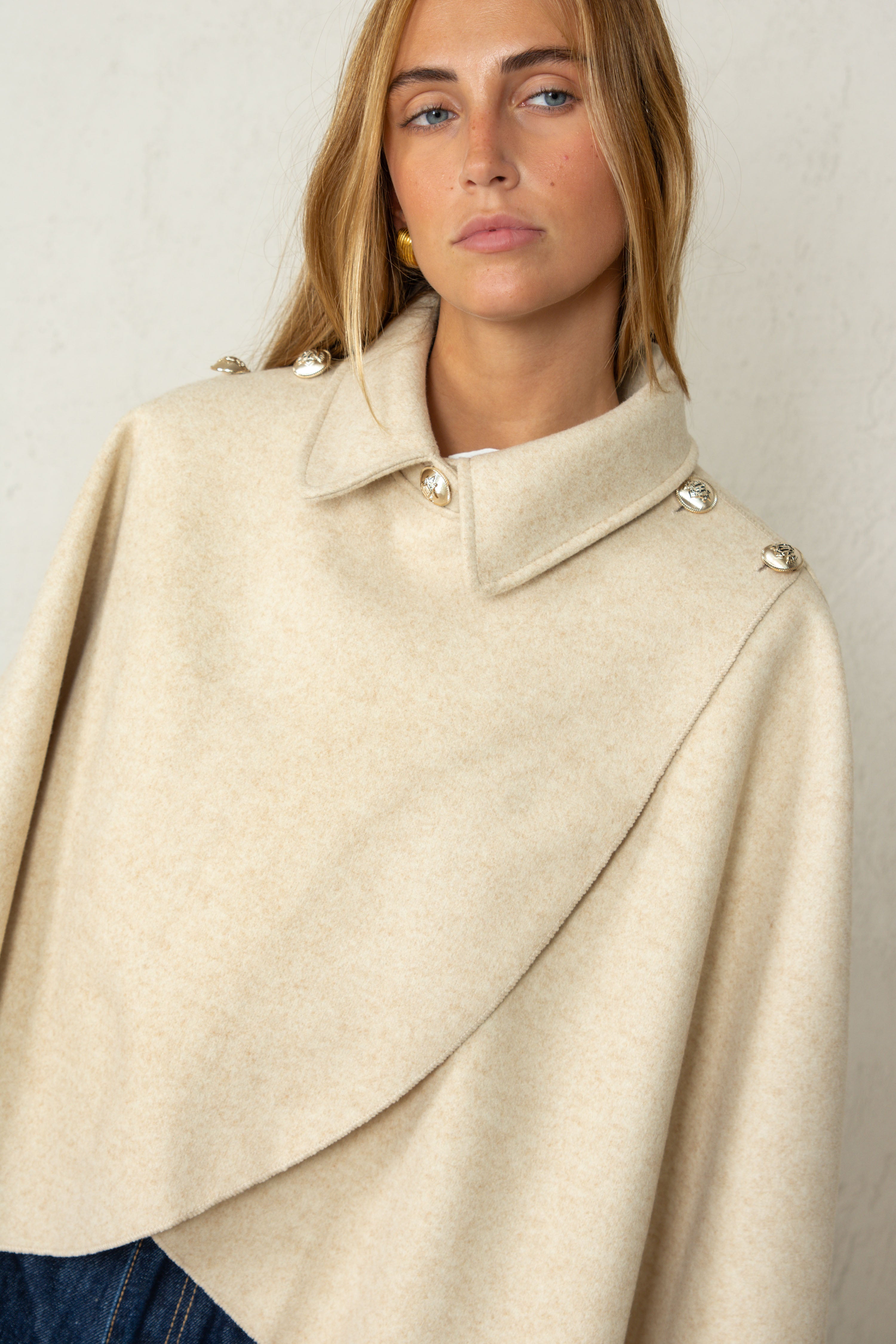CAPA CAROLINA // BEIGE