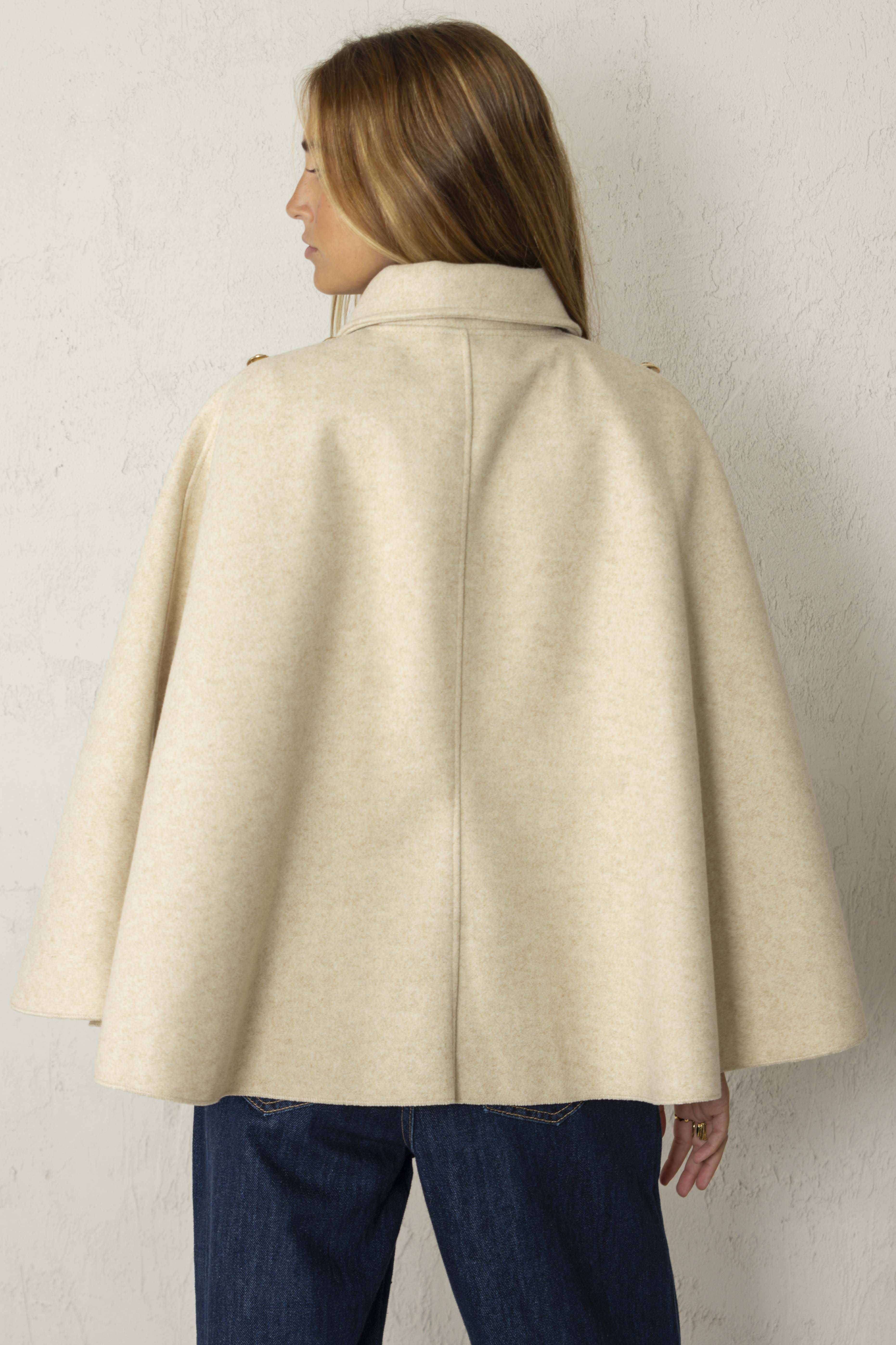 CAPA CAROLINA // BEIGE