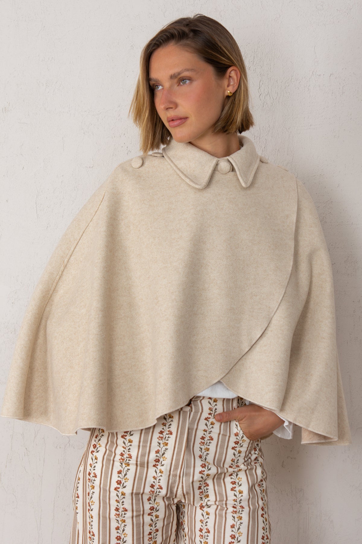 CAPA CAROLINA // BEIGE