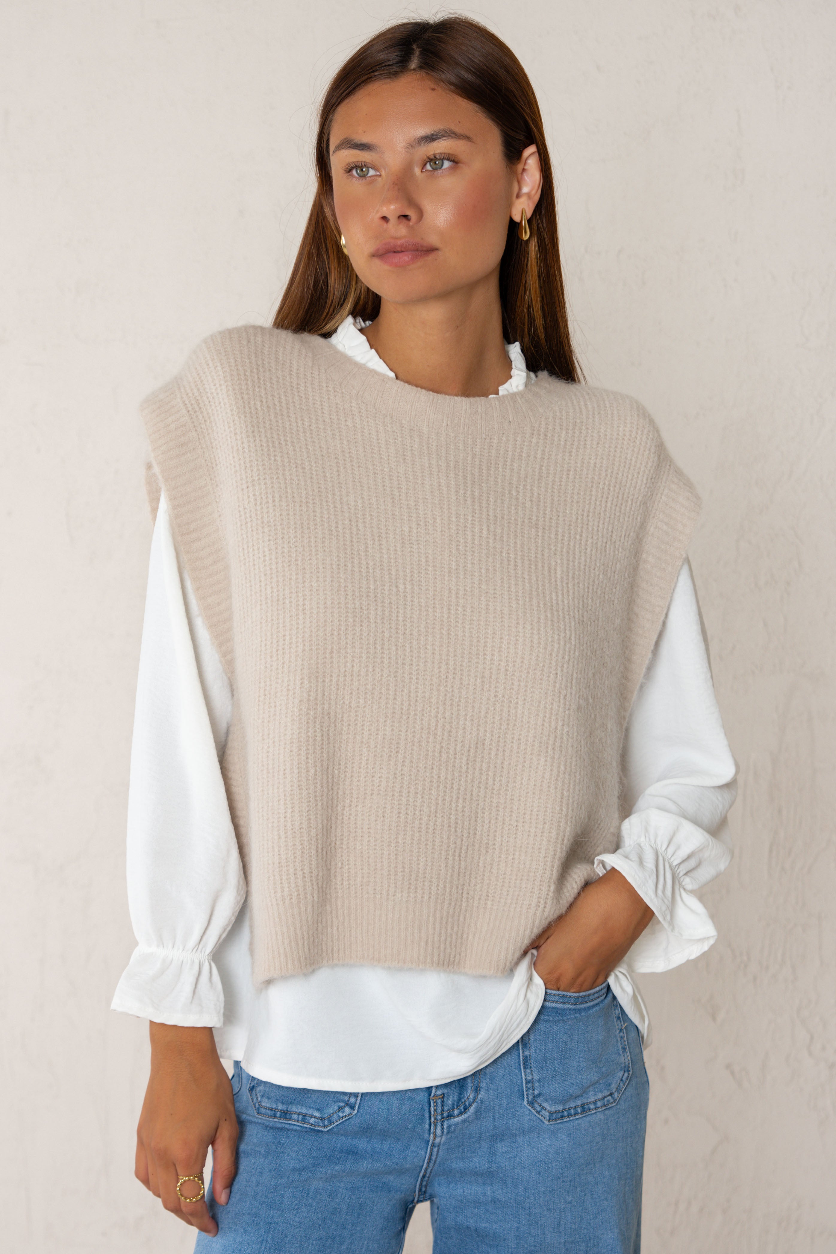 CHALECO ELI // BEIGE