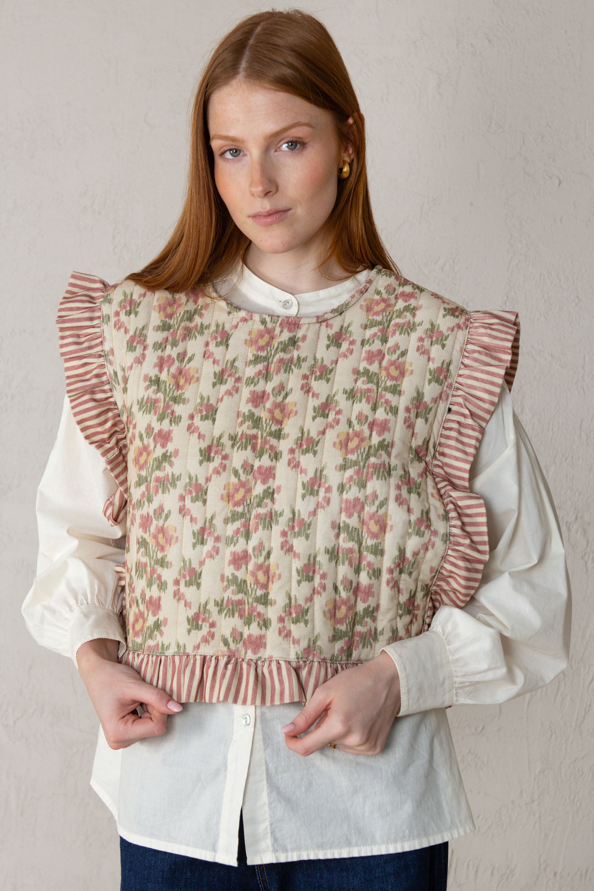 CHALECO ABRIL // FLORES ROSA