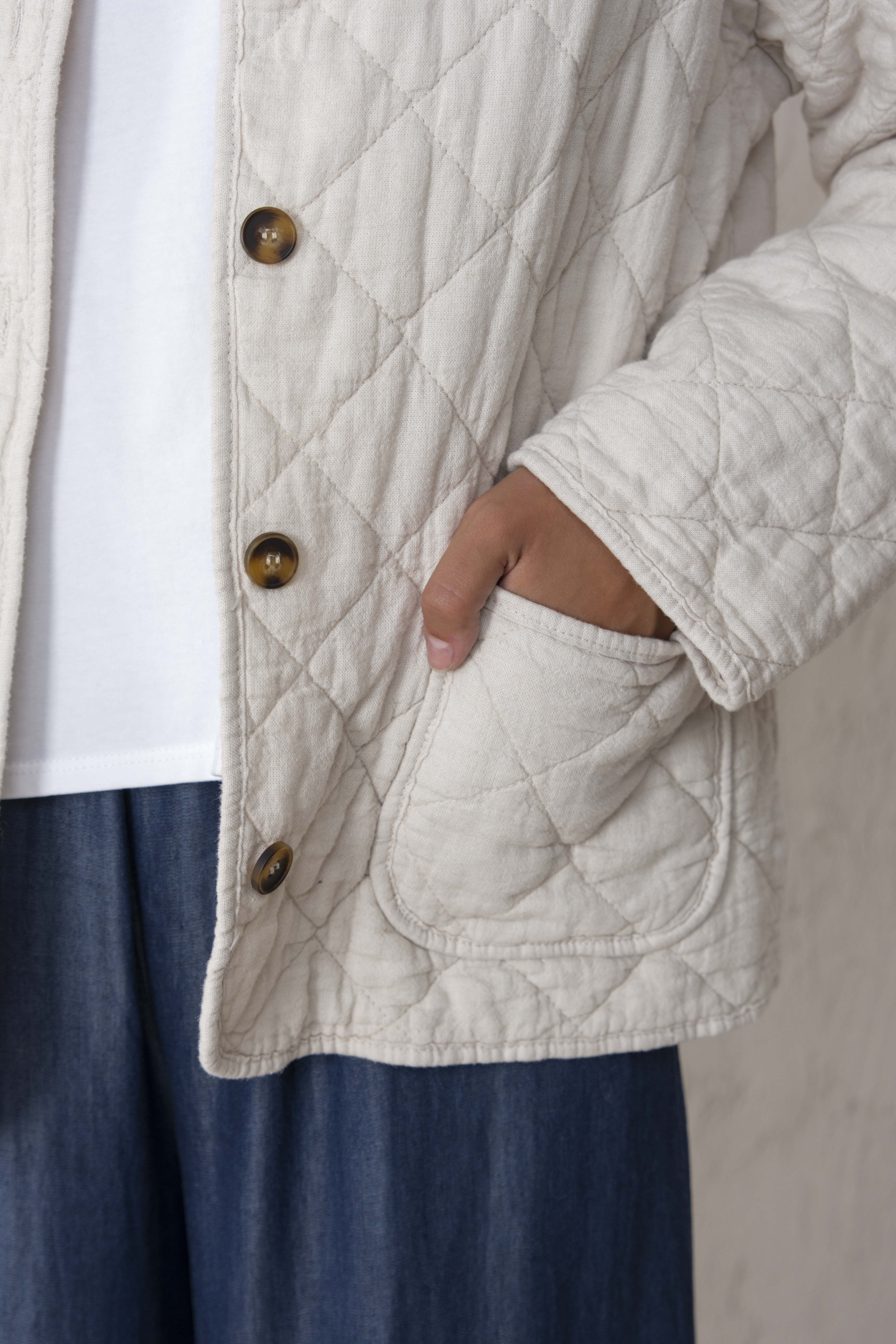 CHAQUETA DANIELA // LINO BEIGE