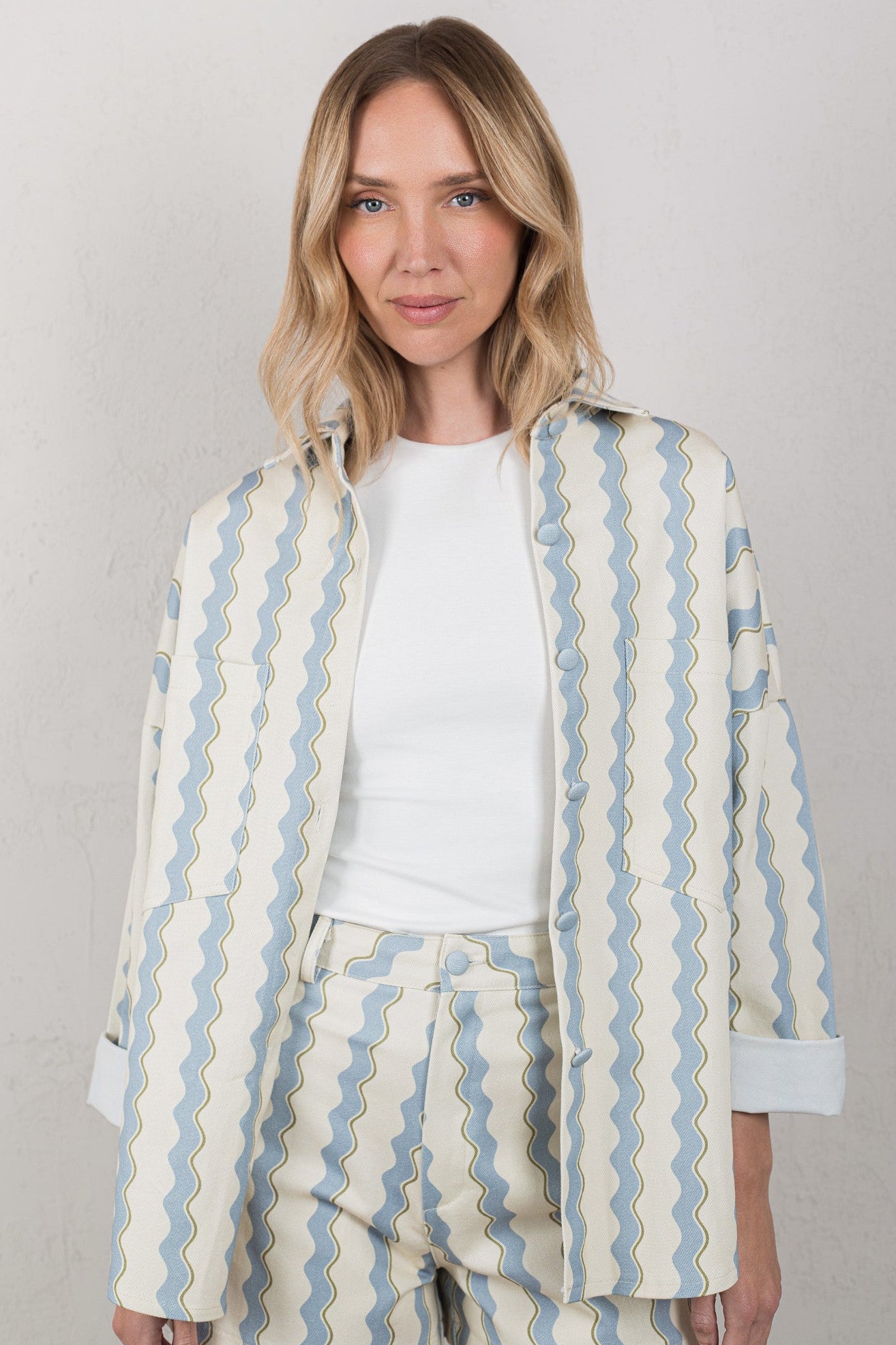 CHAQUETA CELIA // OLAS AZUL CIELO