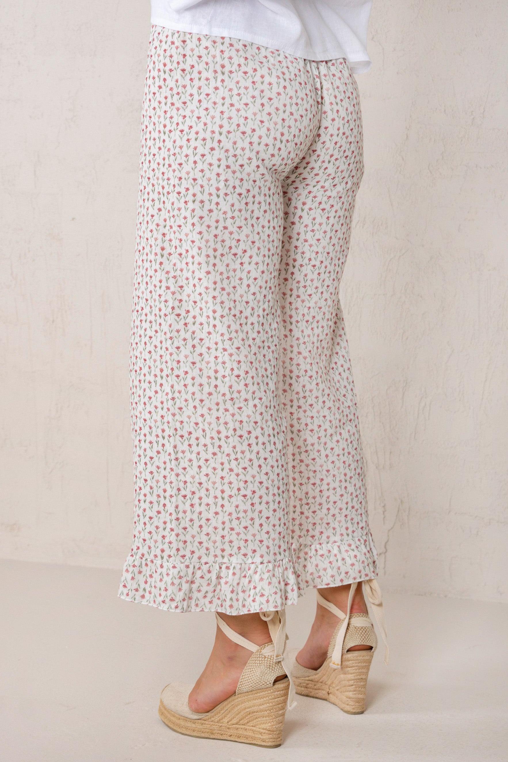 PANTALÓN CHLOE // FLORES ROSA