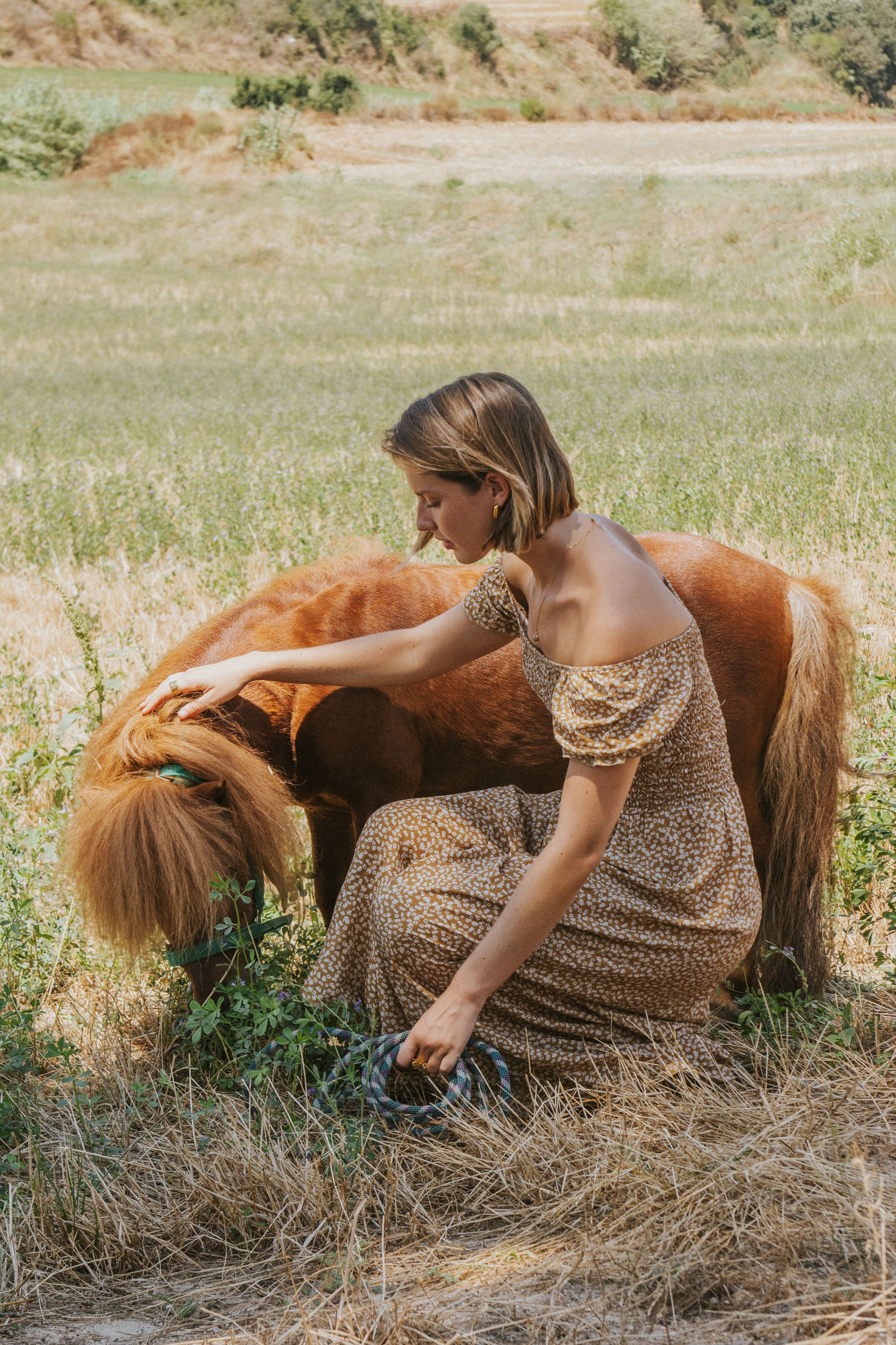 VESTIDO CLARA // FLORES MOSTAZA