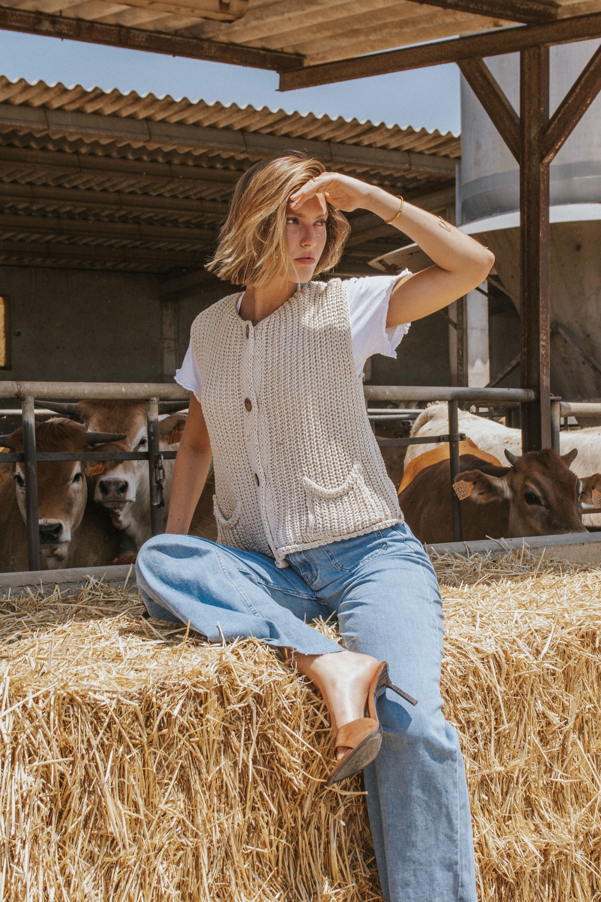 CHALECO LOLA // BEIGE