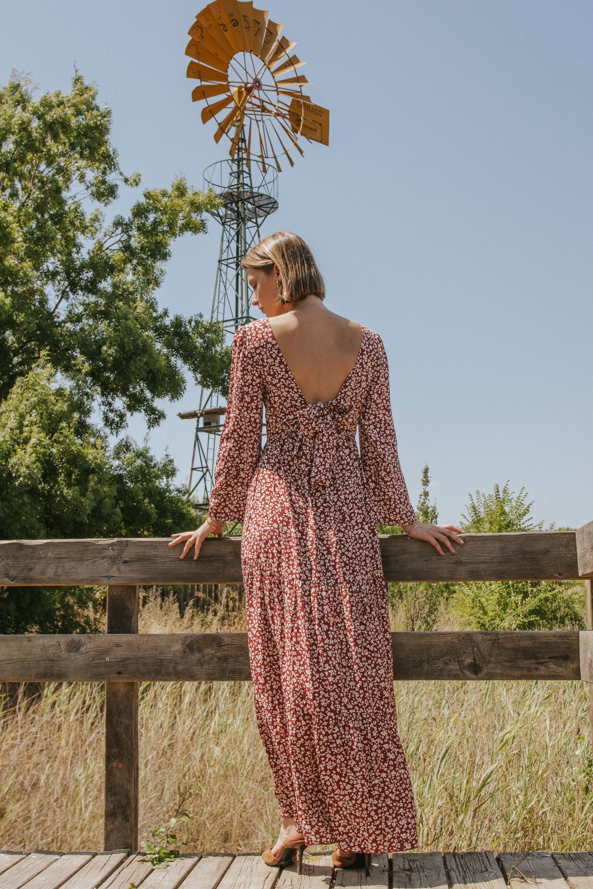 VESTIDO ALEJANDRA // FLORES GRANATE