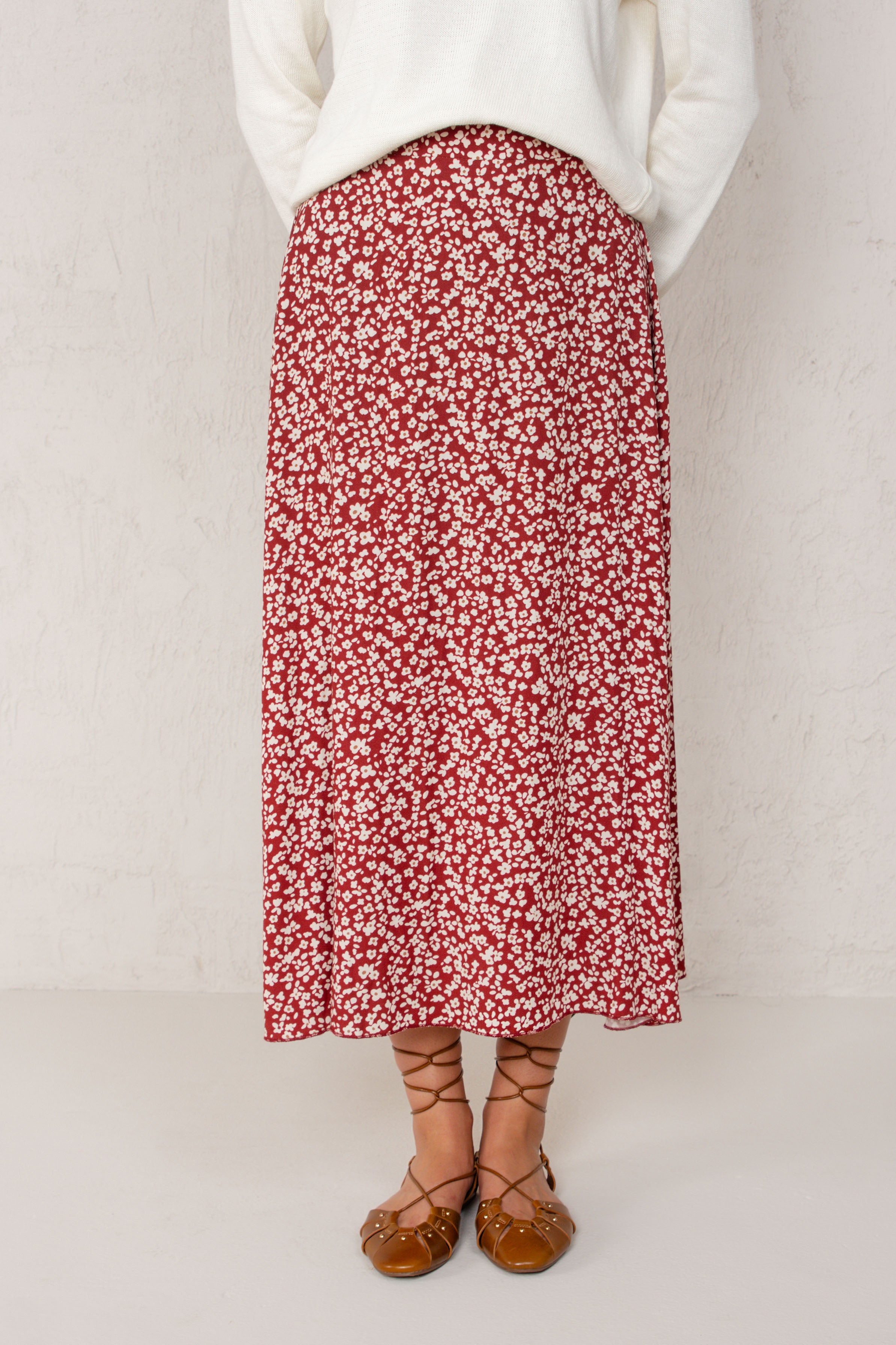 FALDA CARLA // FLORES GRANATE