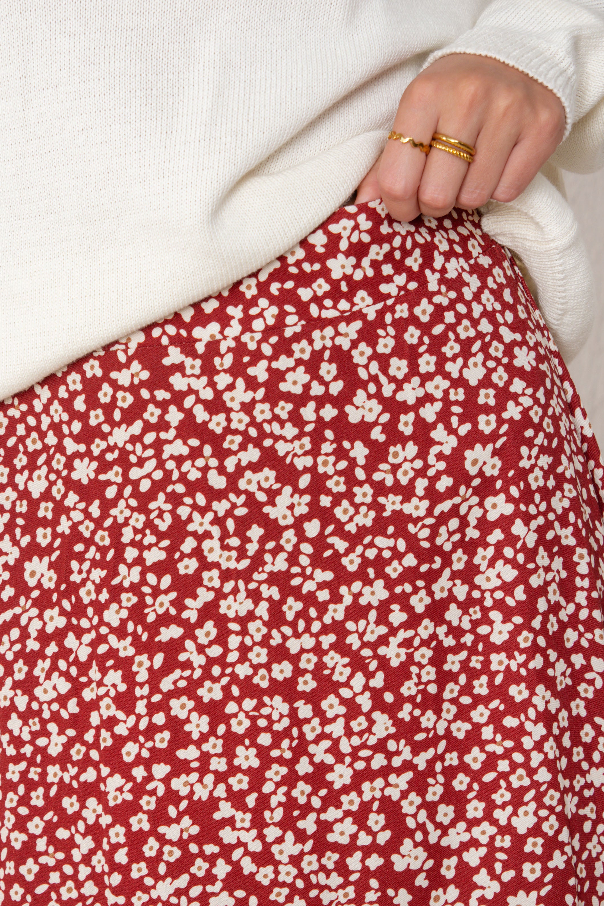 FALDA CARLA // FLORES GRANATE