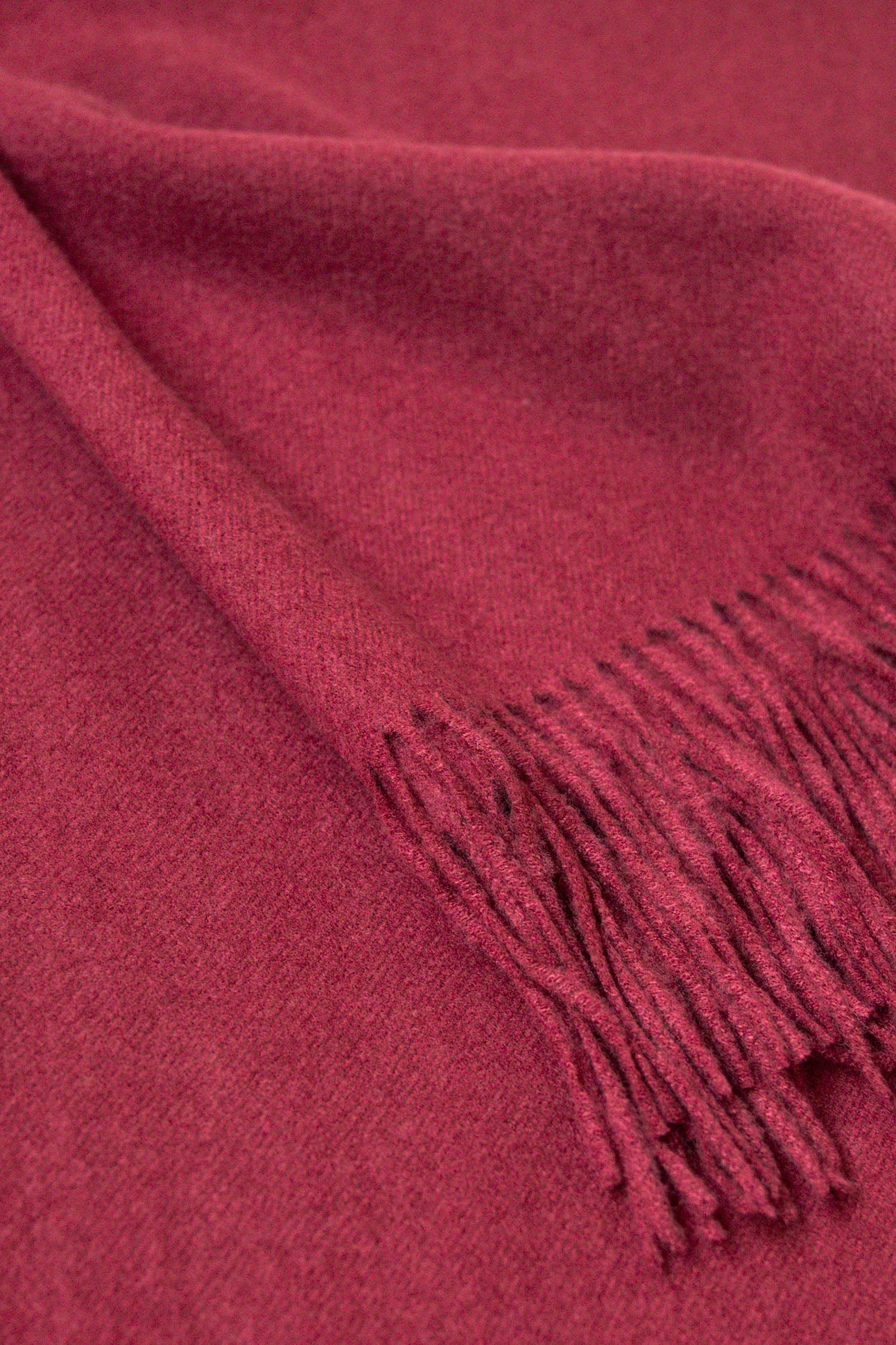 CASHMERE SCARF // GARNET