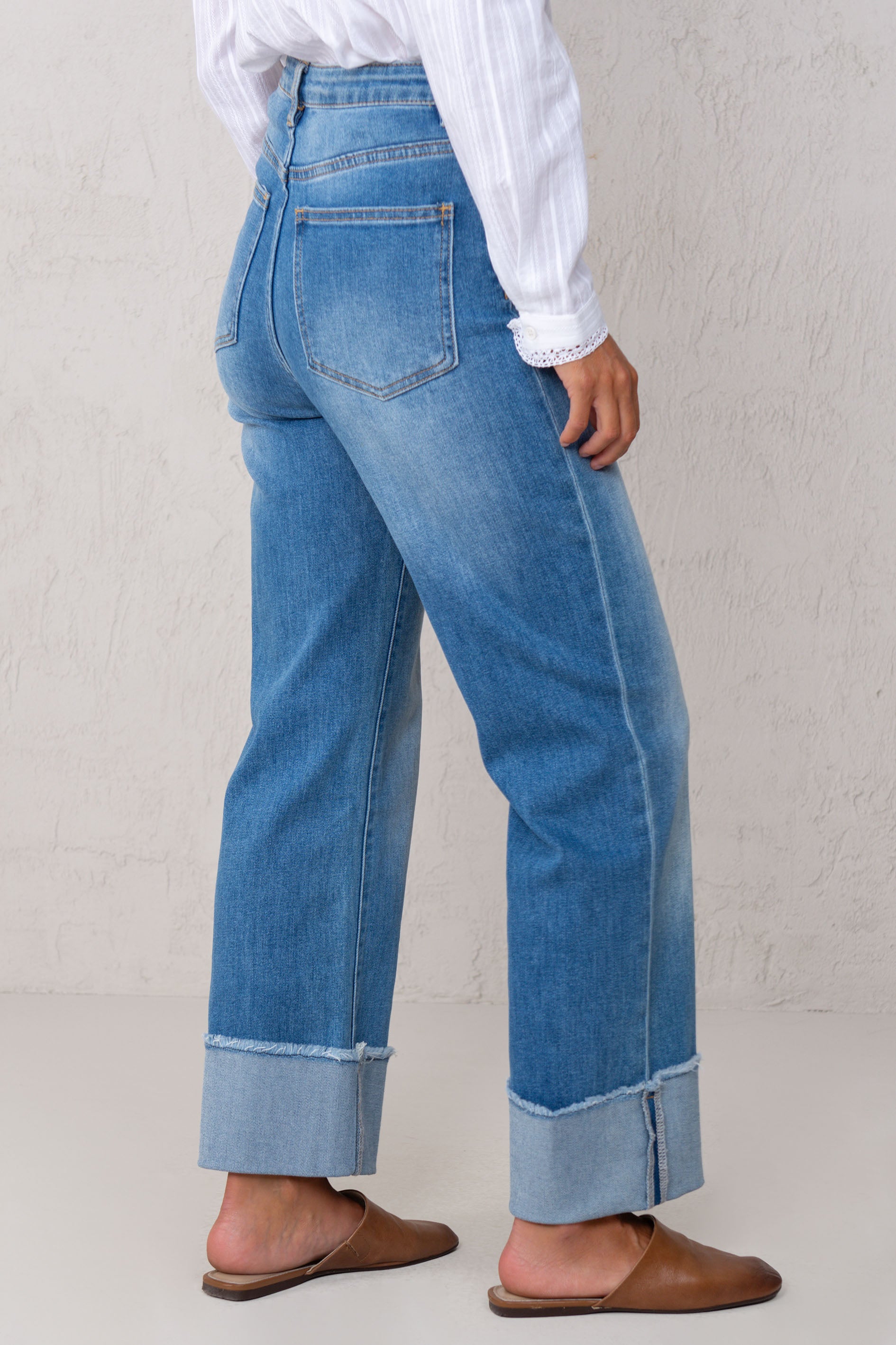 JEANS JIMENA // MEDIUM DENIM