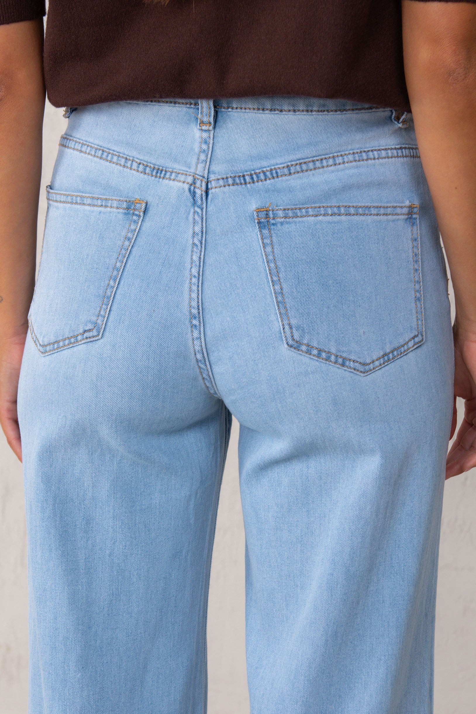 JEANS TERESA // DENIM CLARO