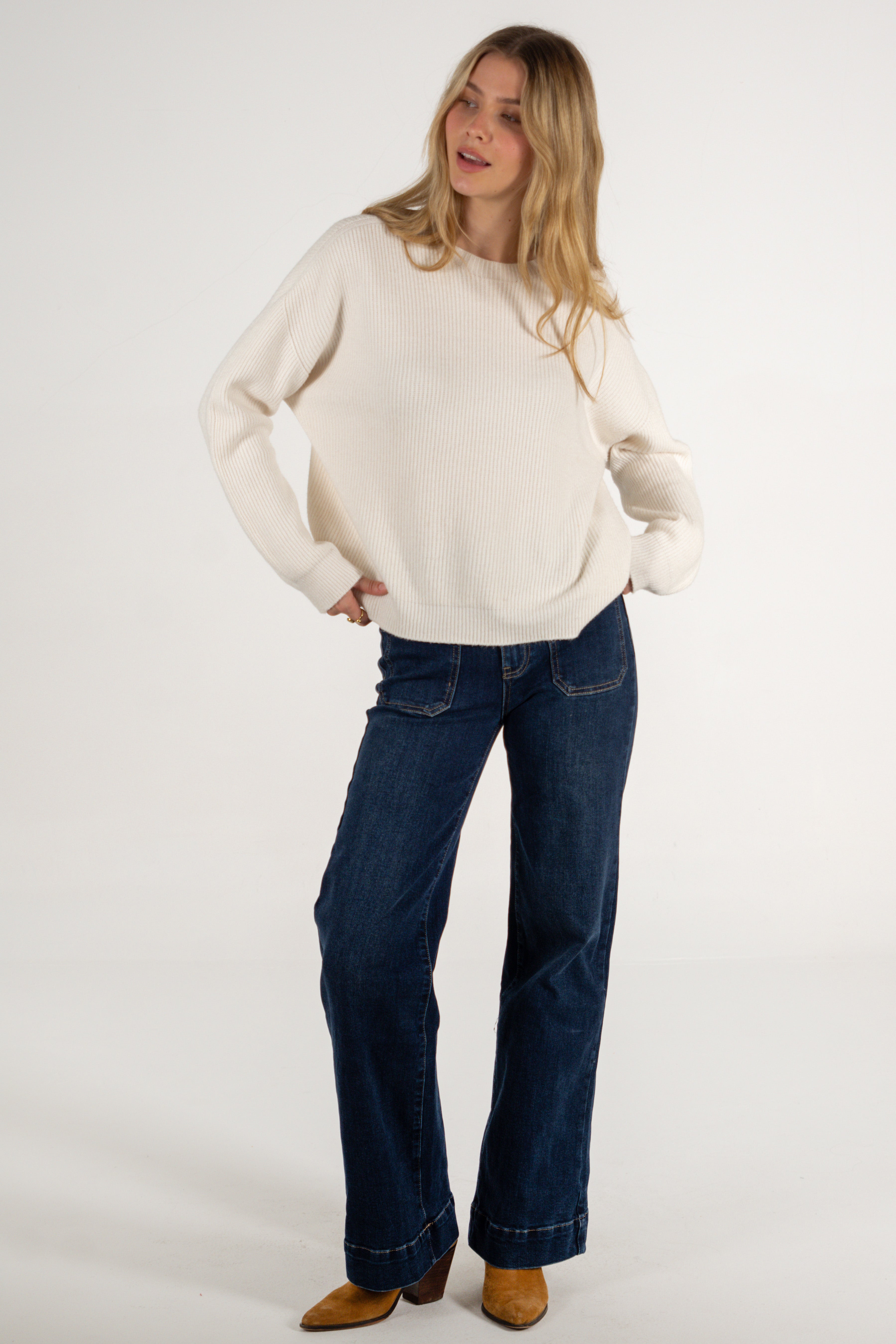 JERSEY OLIVIA // CRUDO