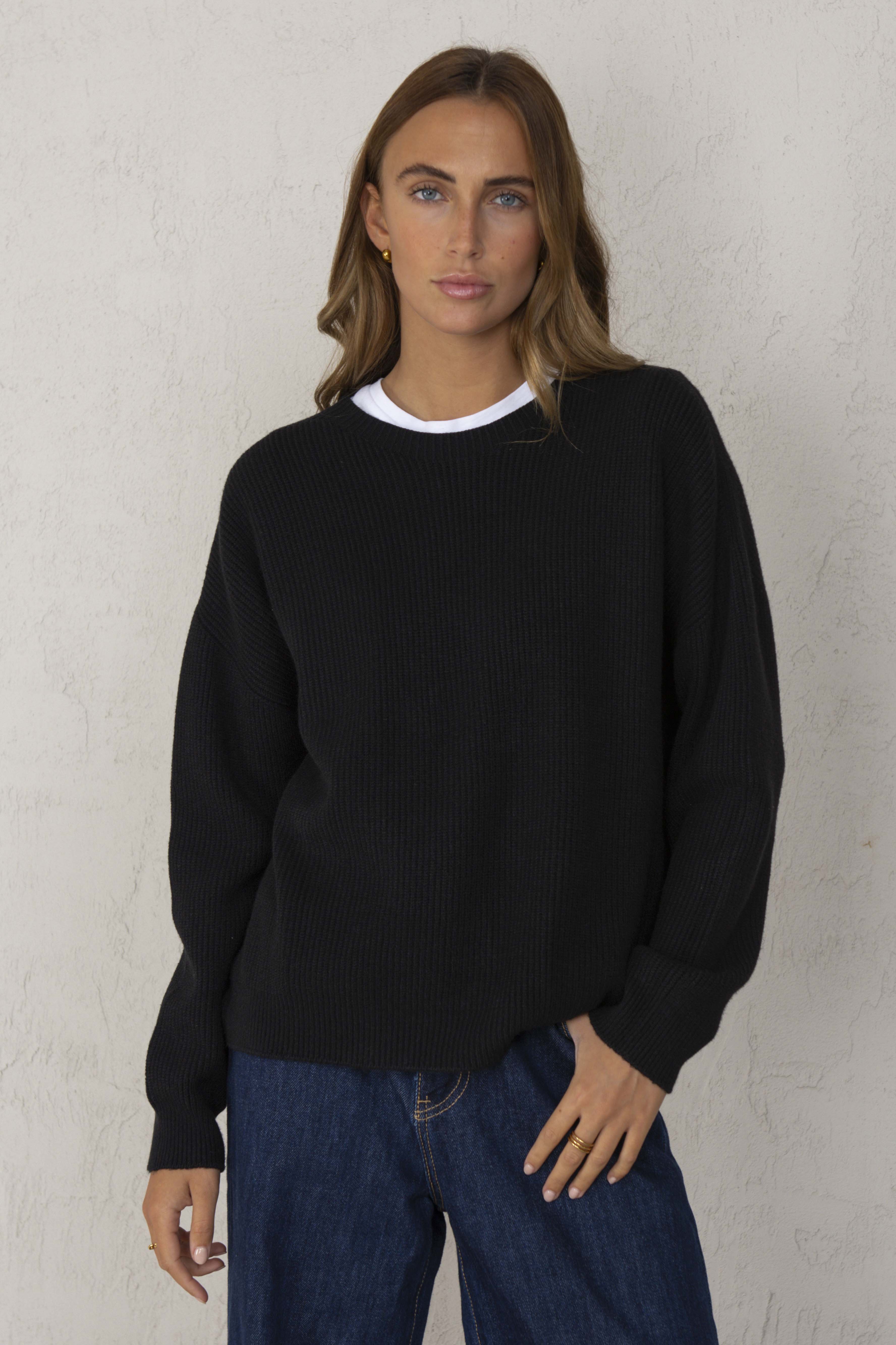 JERSEY OLIVIA // NEGRO