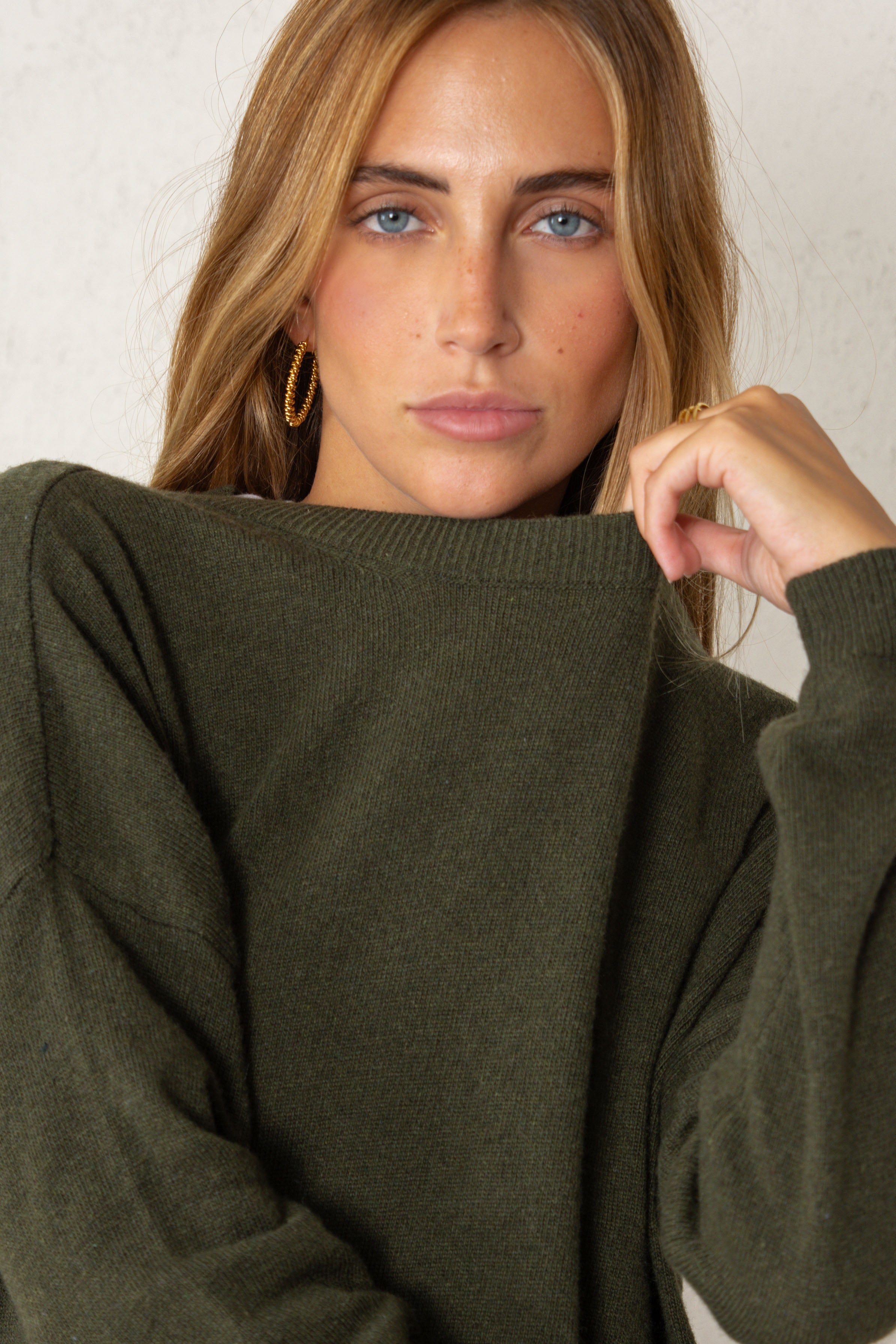 PÍA SWEATER // DARK GREEN