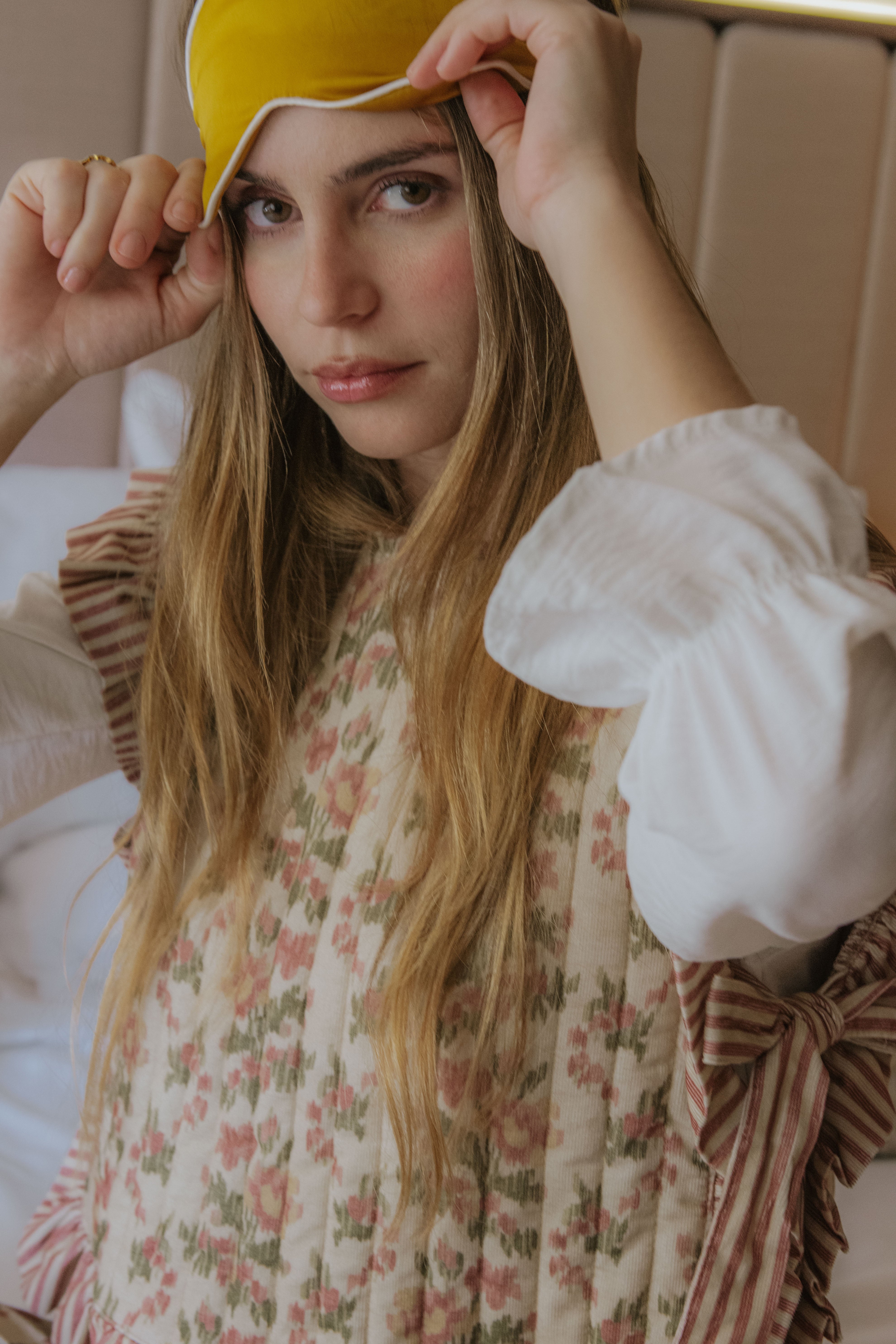 CHALECO ABRIL // FLORES ROSA