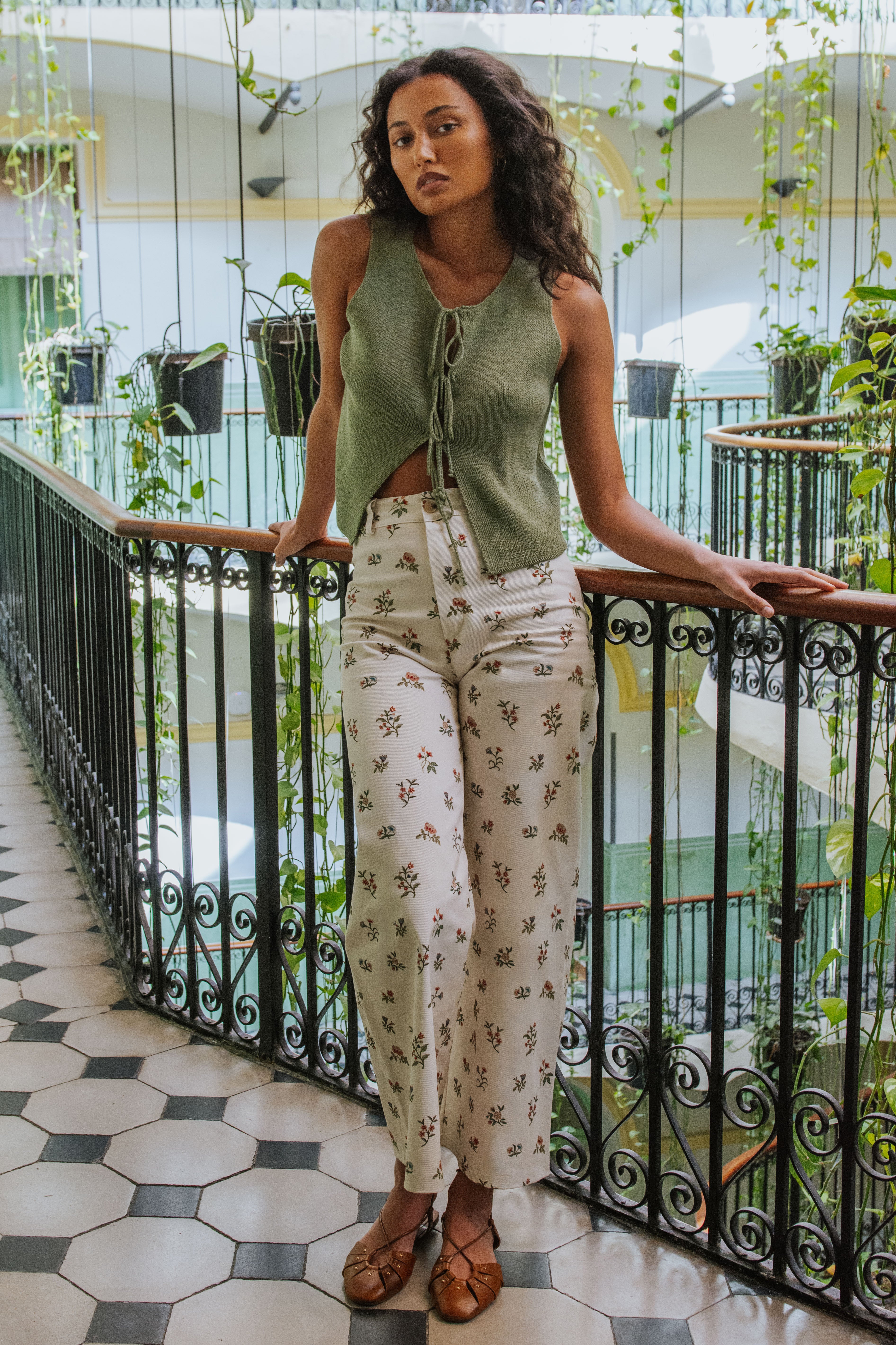 PANTALÓN PAULA // FLORES SILVESTRES
