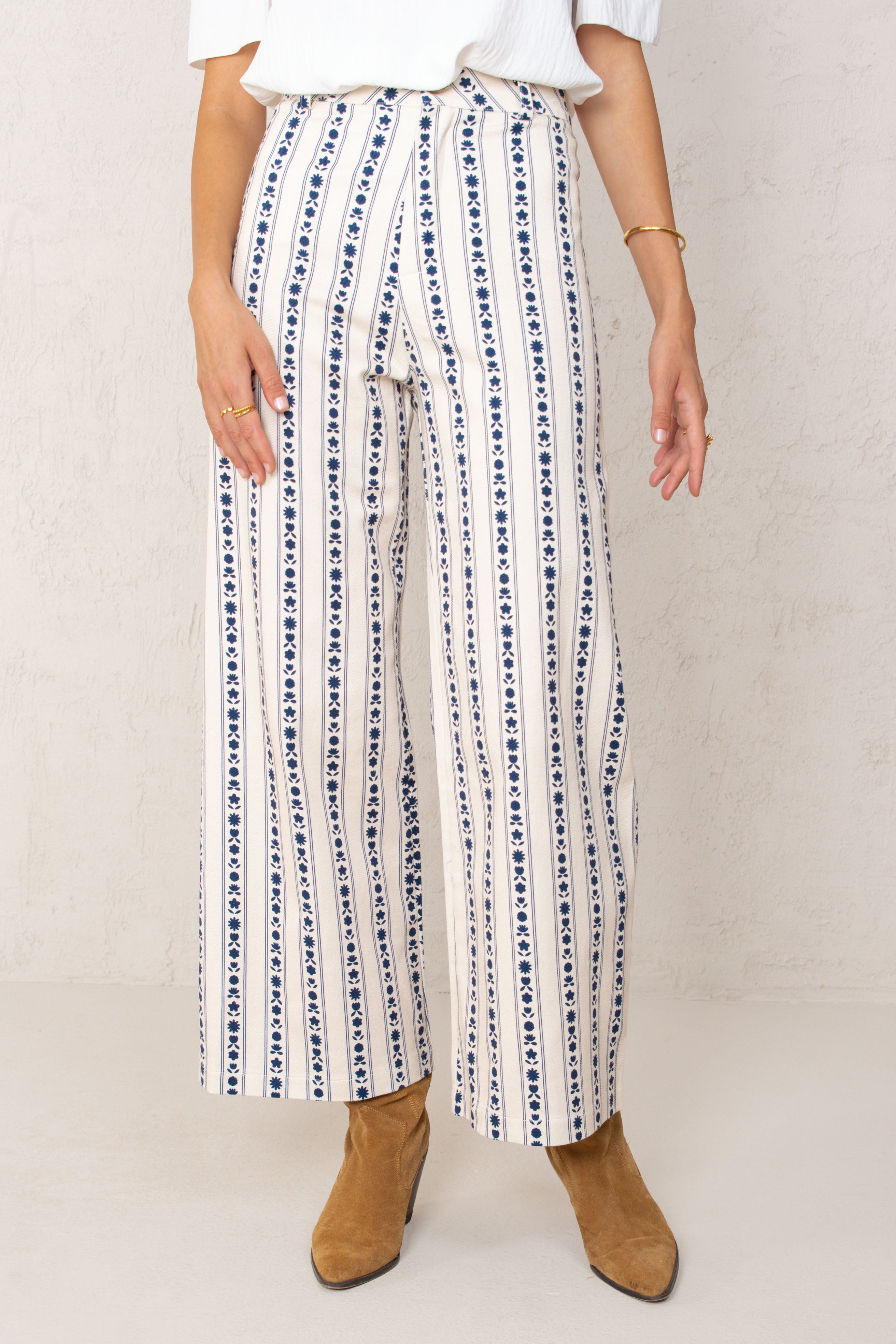 PANTALÓN PAULA // FLORES AZUL OSCURO