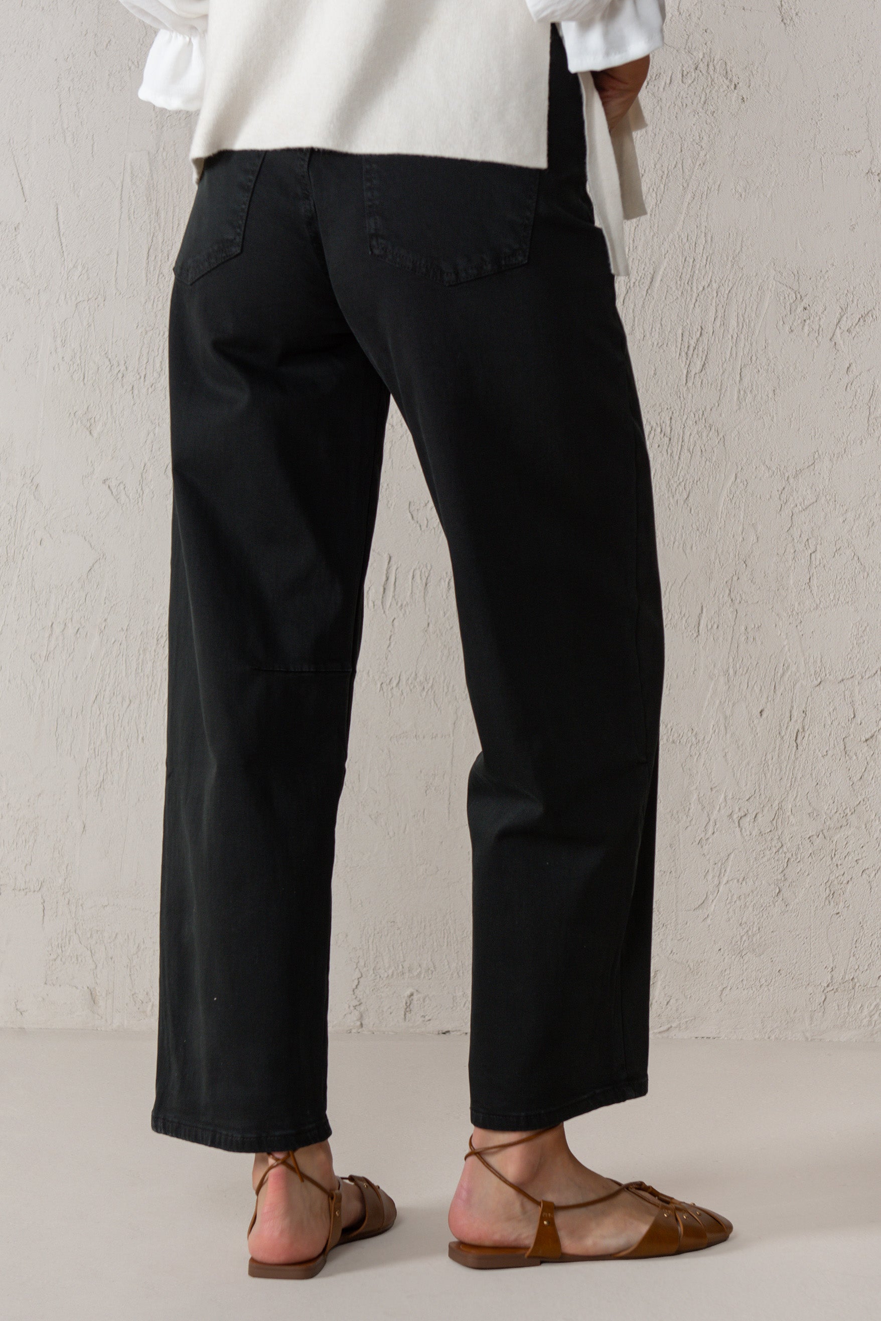 PANTALÓN ABRIL // NEGRO