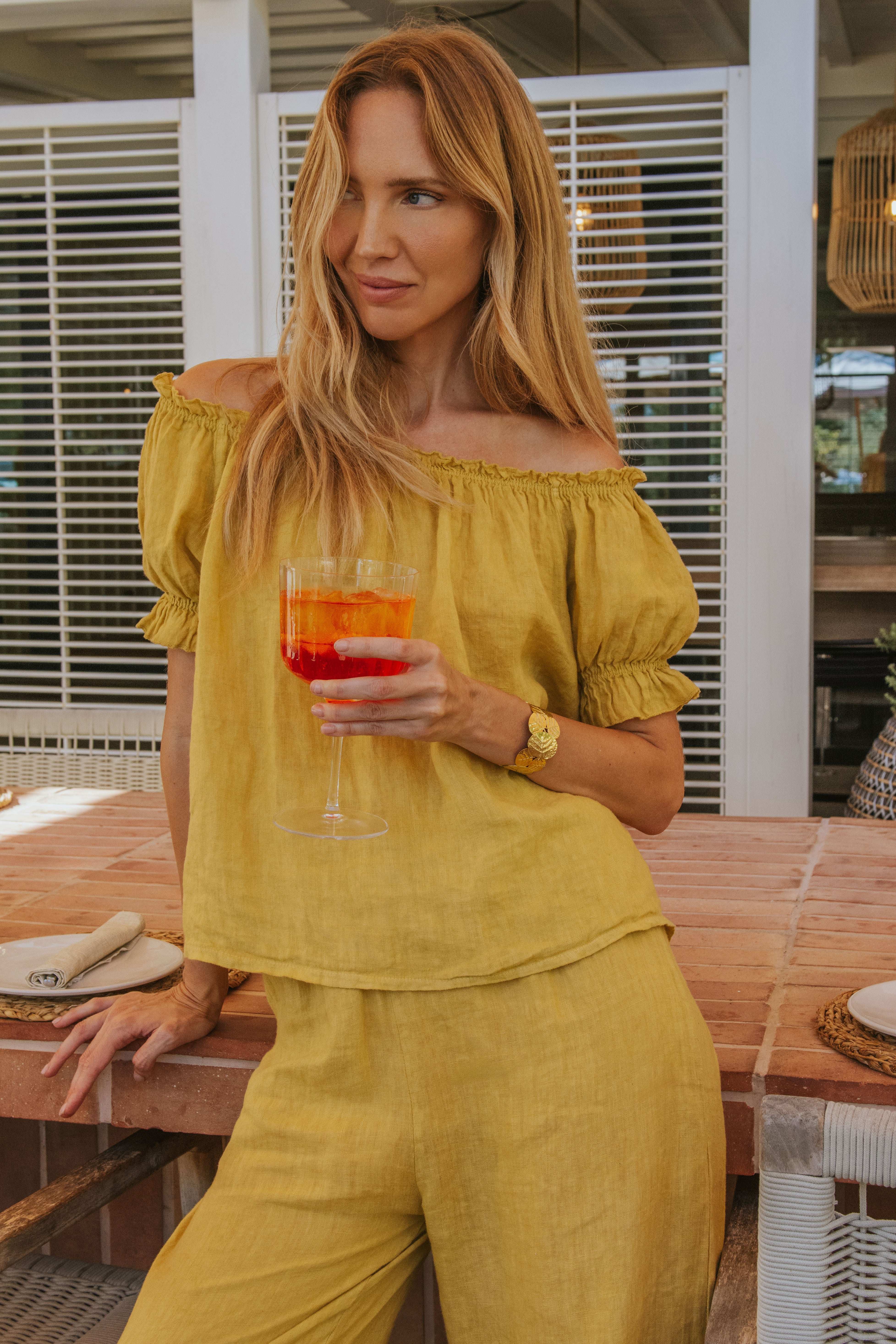 CAMISA CLAUDIA // LINO MOSTAZA