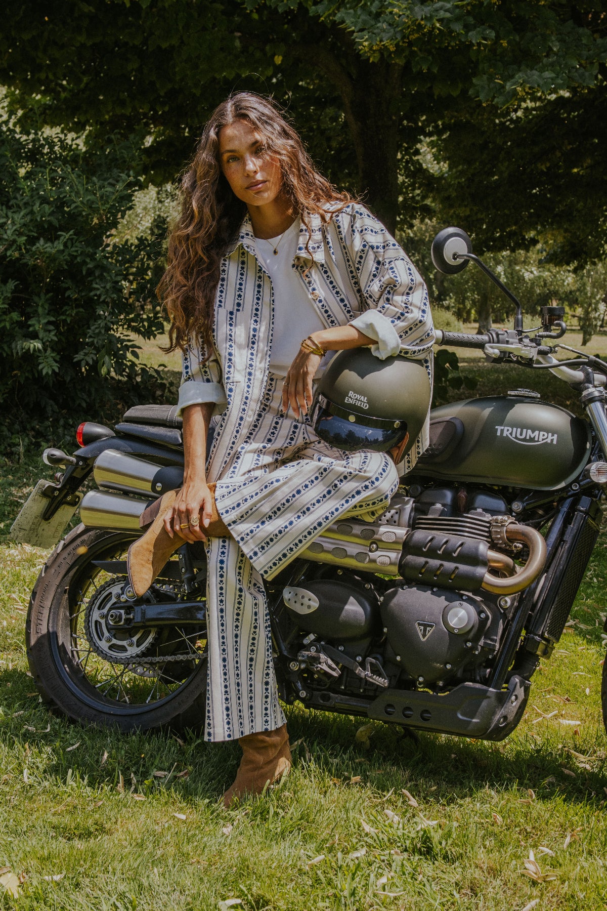 CELIA JACKET // DARK BLUE FLOWERS