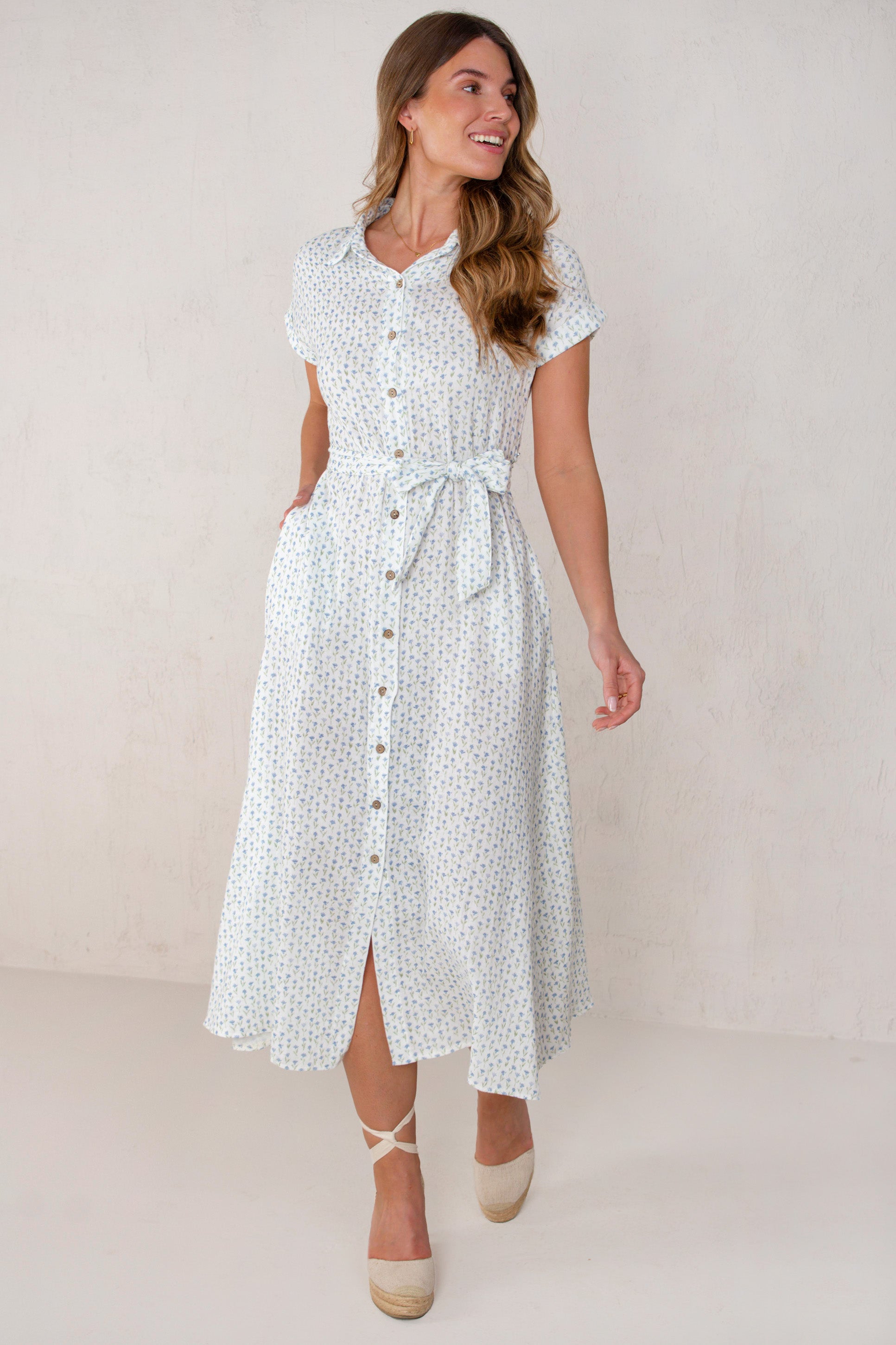 VESTIDO CAROL // FLORES AZUL