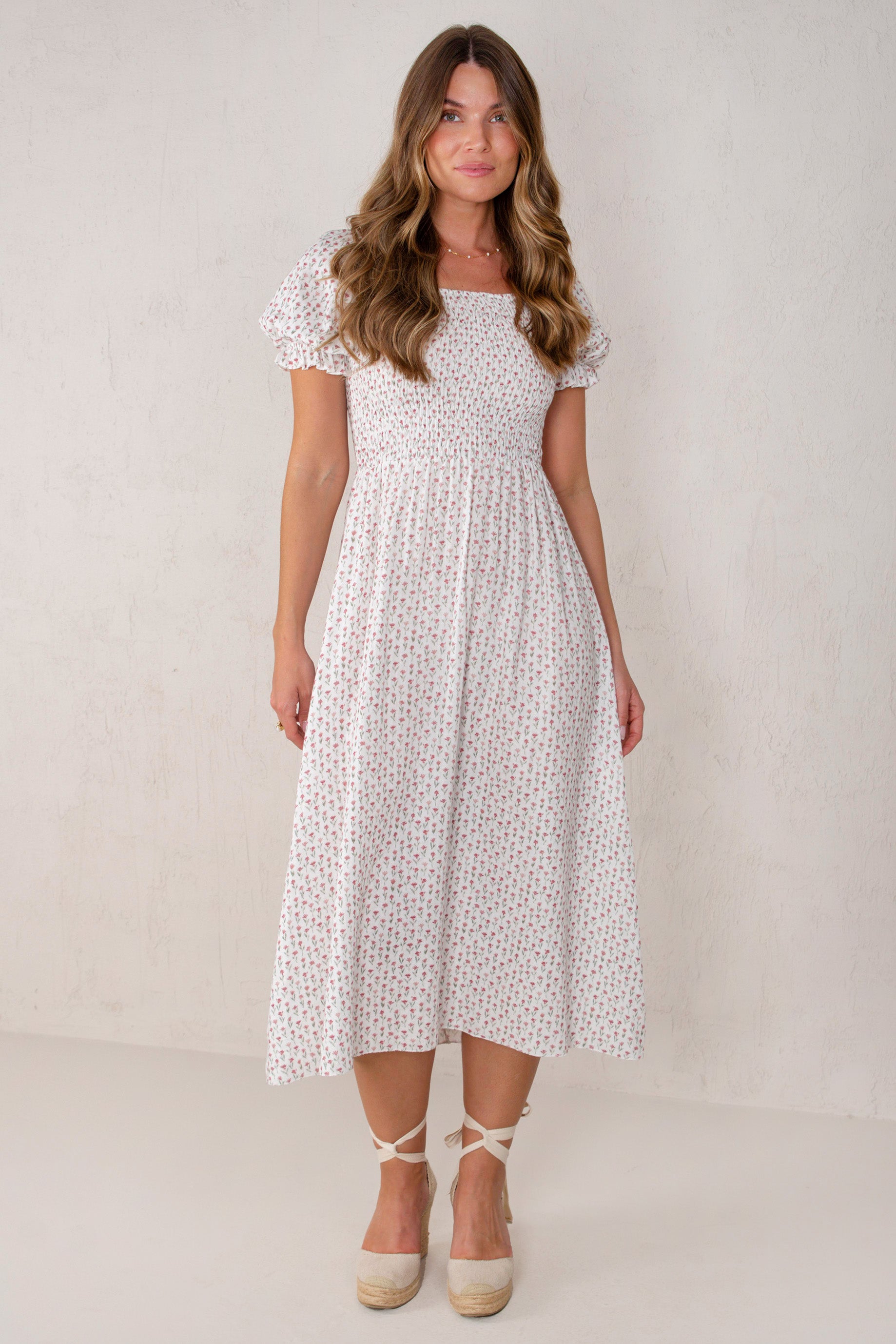 ROBE SARA // FLEURS ROSES