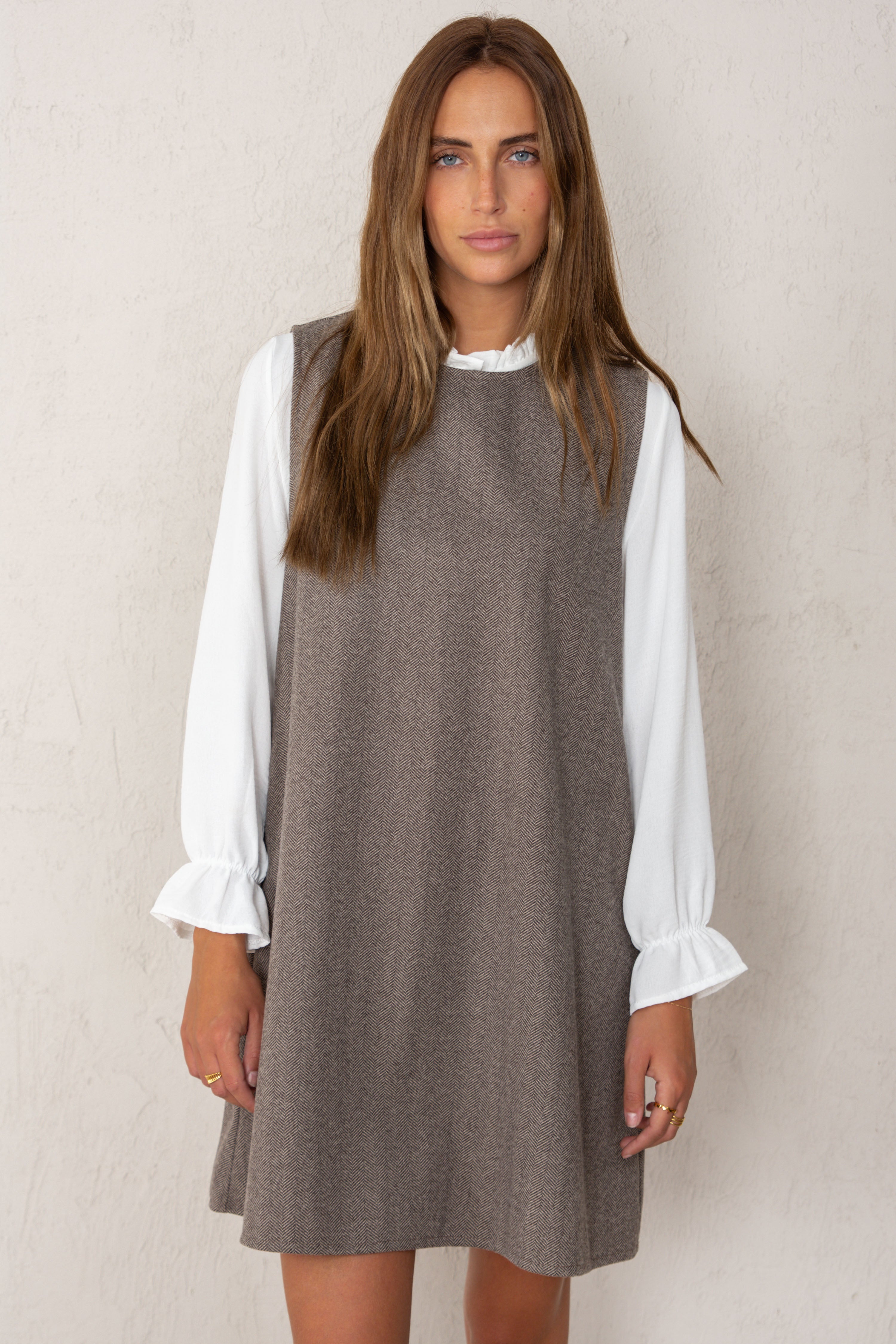 VESTIDO GALA // MARRÓN