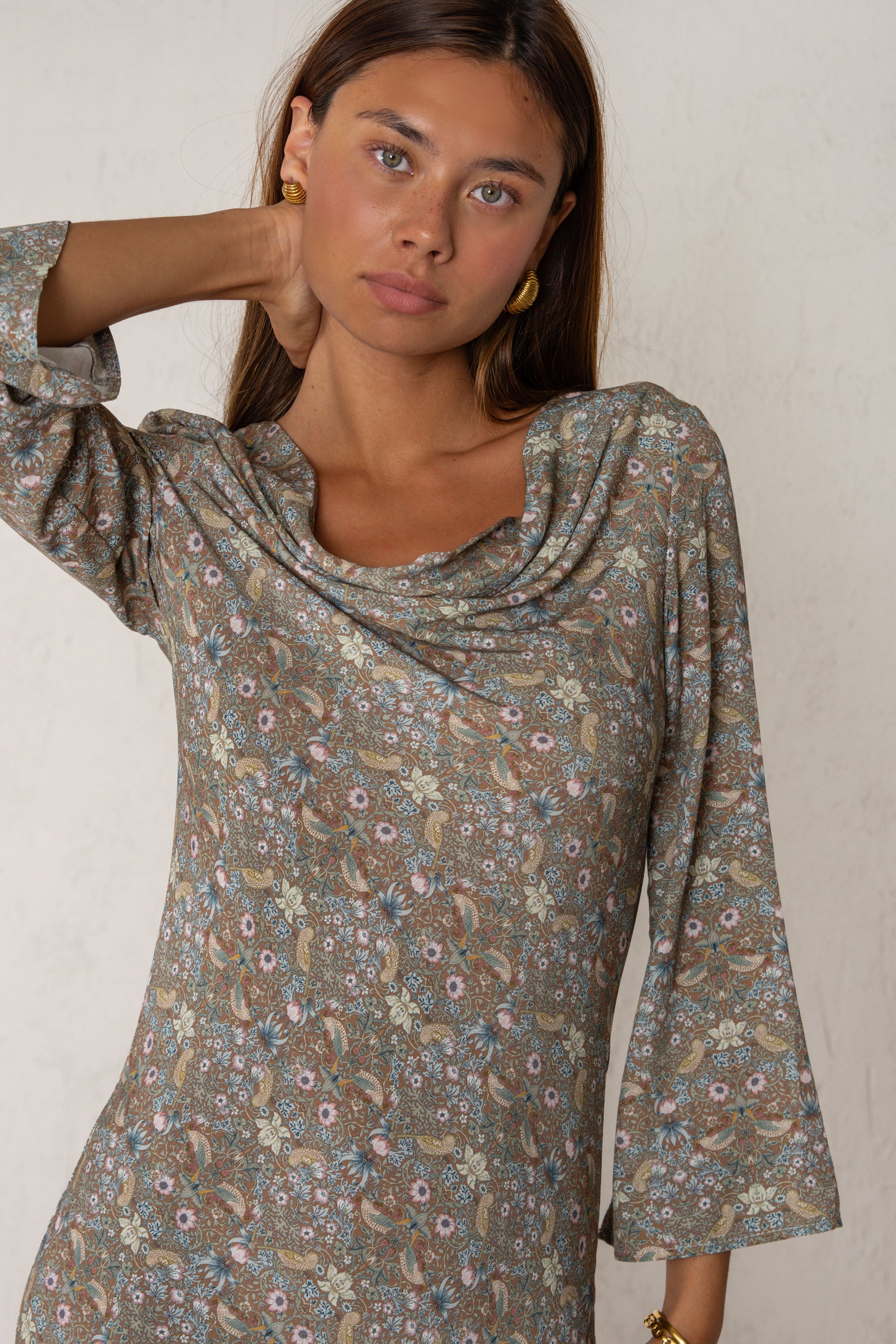 VESTIDO GALA // ESTAMPADO MARRÓN