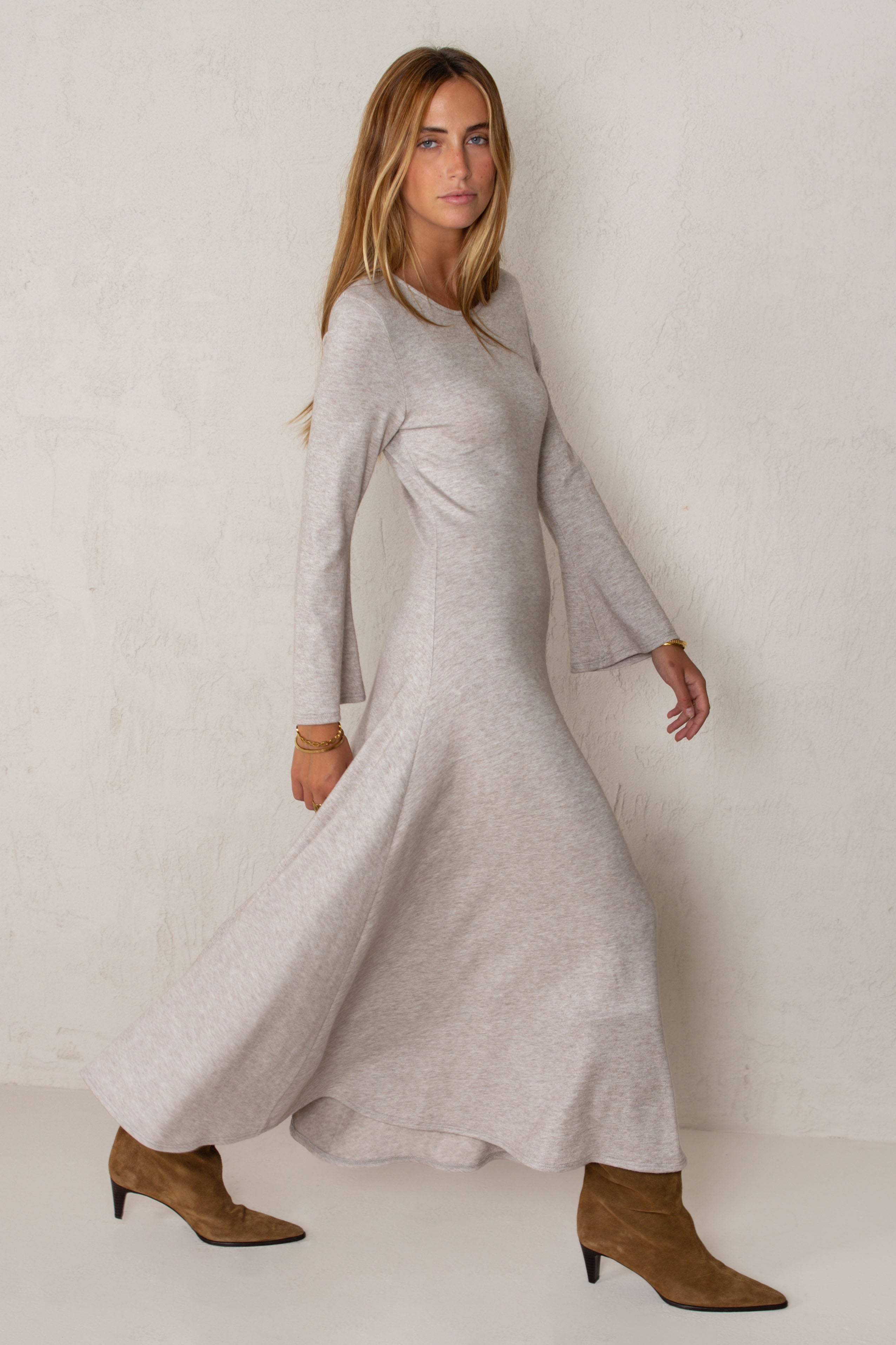 VESTIDO ISABELLA // BEIGE