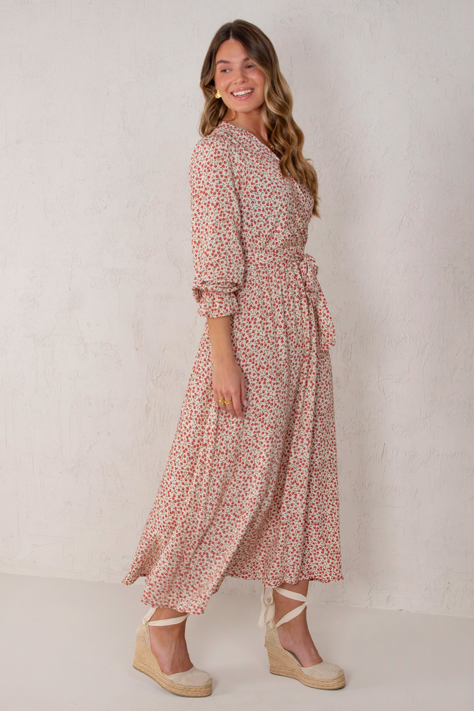VESTIDO JULIETA // FLORES ROJO
