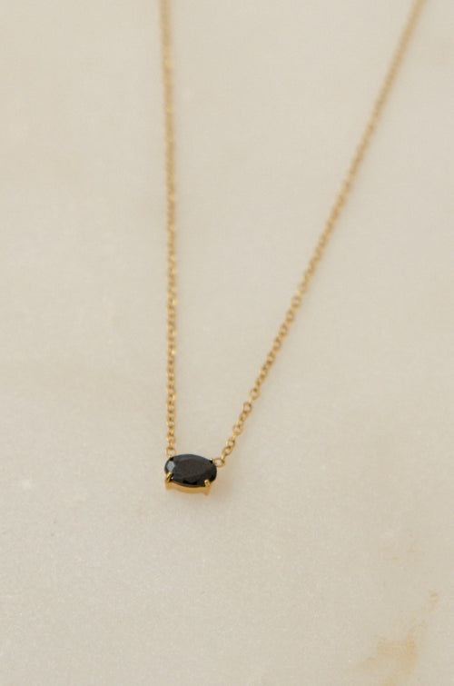 DELICATE NECKLACE // BLACK image 1