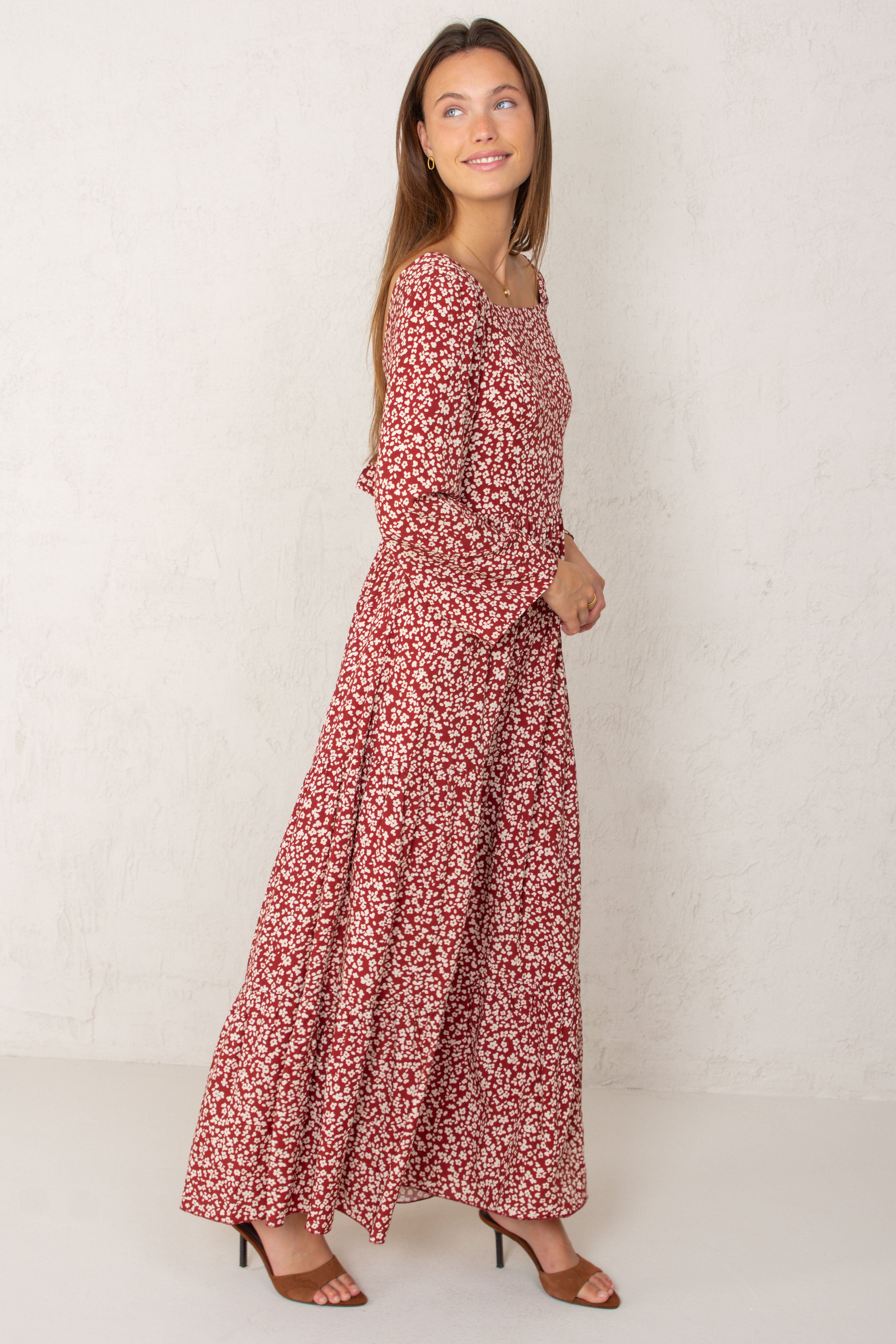 VESTIDO ALEJANDRA // FLORES GRANATE